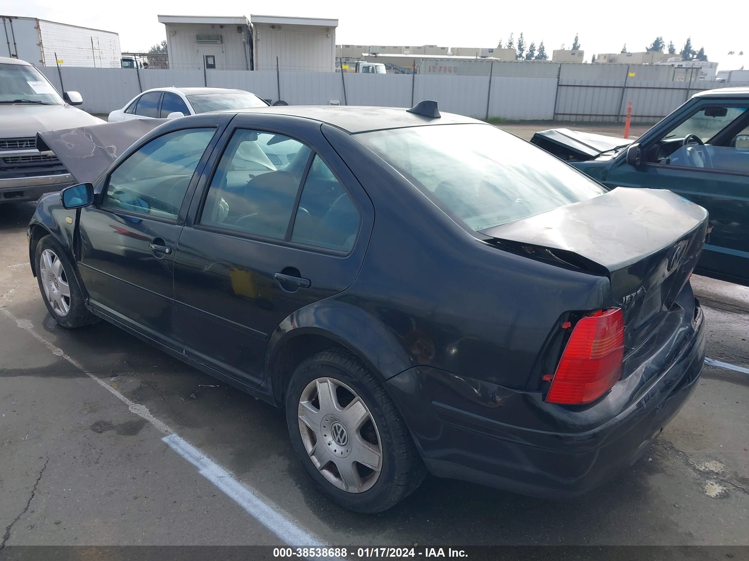 Photo 2 VIN: 3VWSF29M2XM090314 - VOLKSWAGEN JETTA 