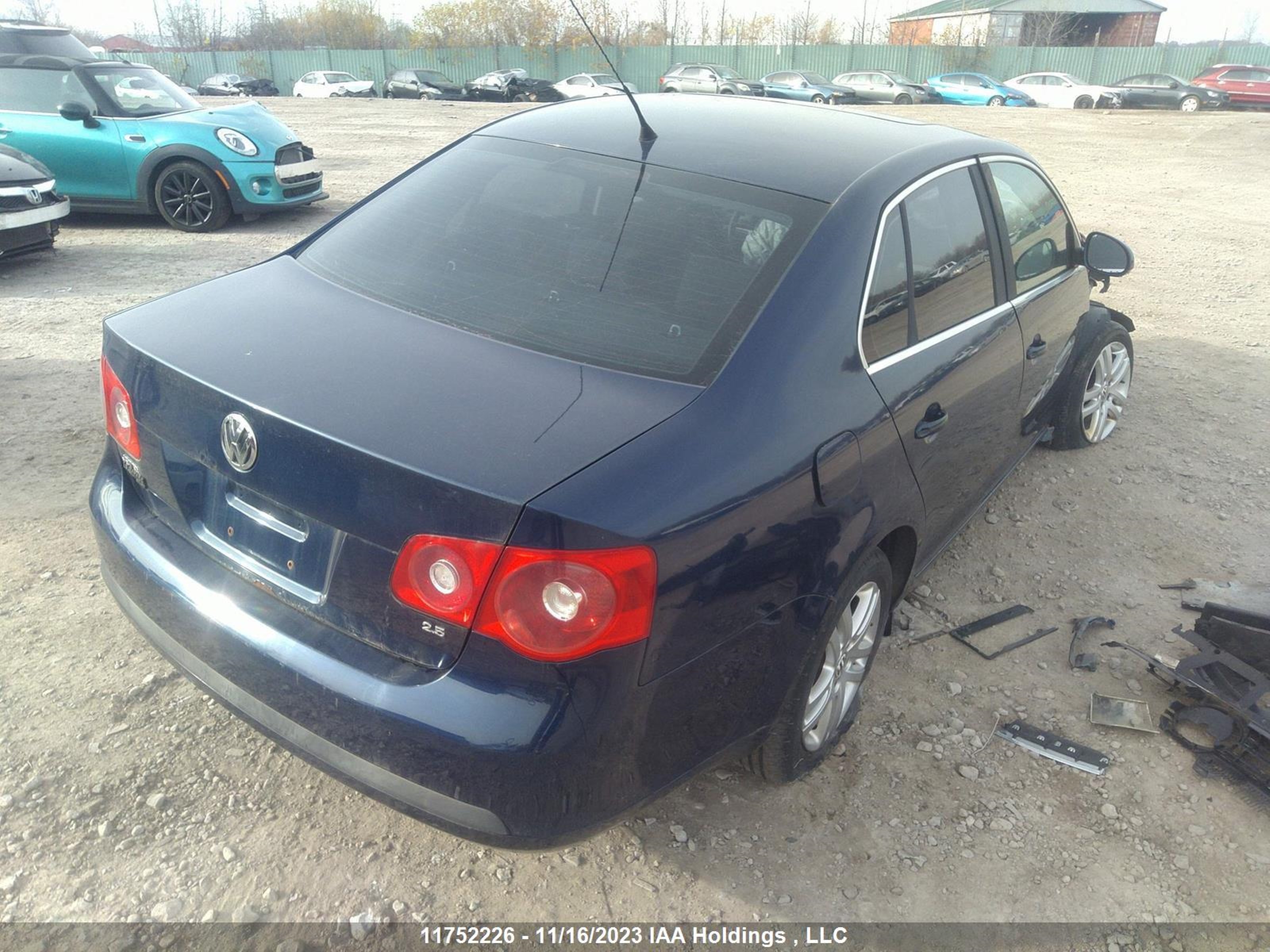 Photo 3 VIN: 3VWSF31K57M142518 - VOLKSWAGEN JETTA 