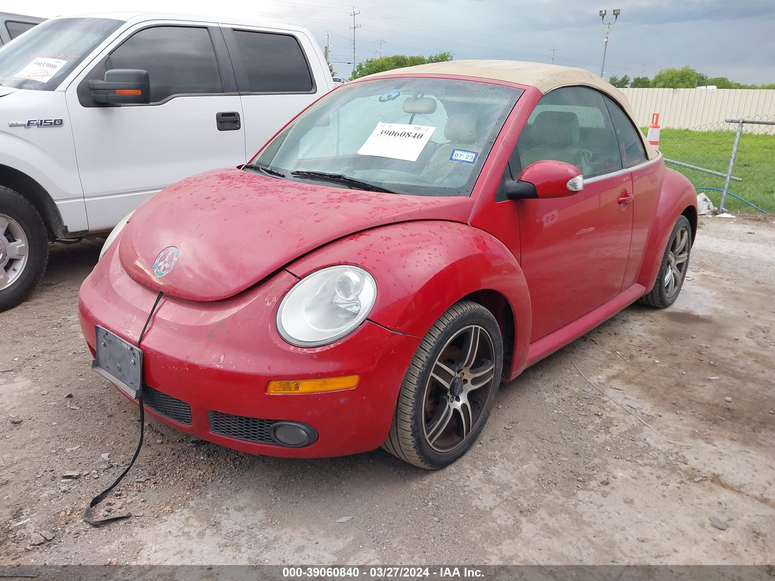 Photo 1 VIN: 3VWSF31Y06M309600 - VOLKSWAGEN BEETLE 