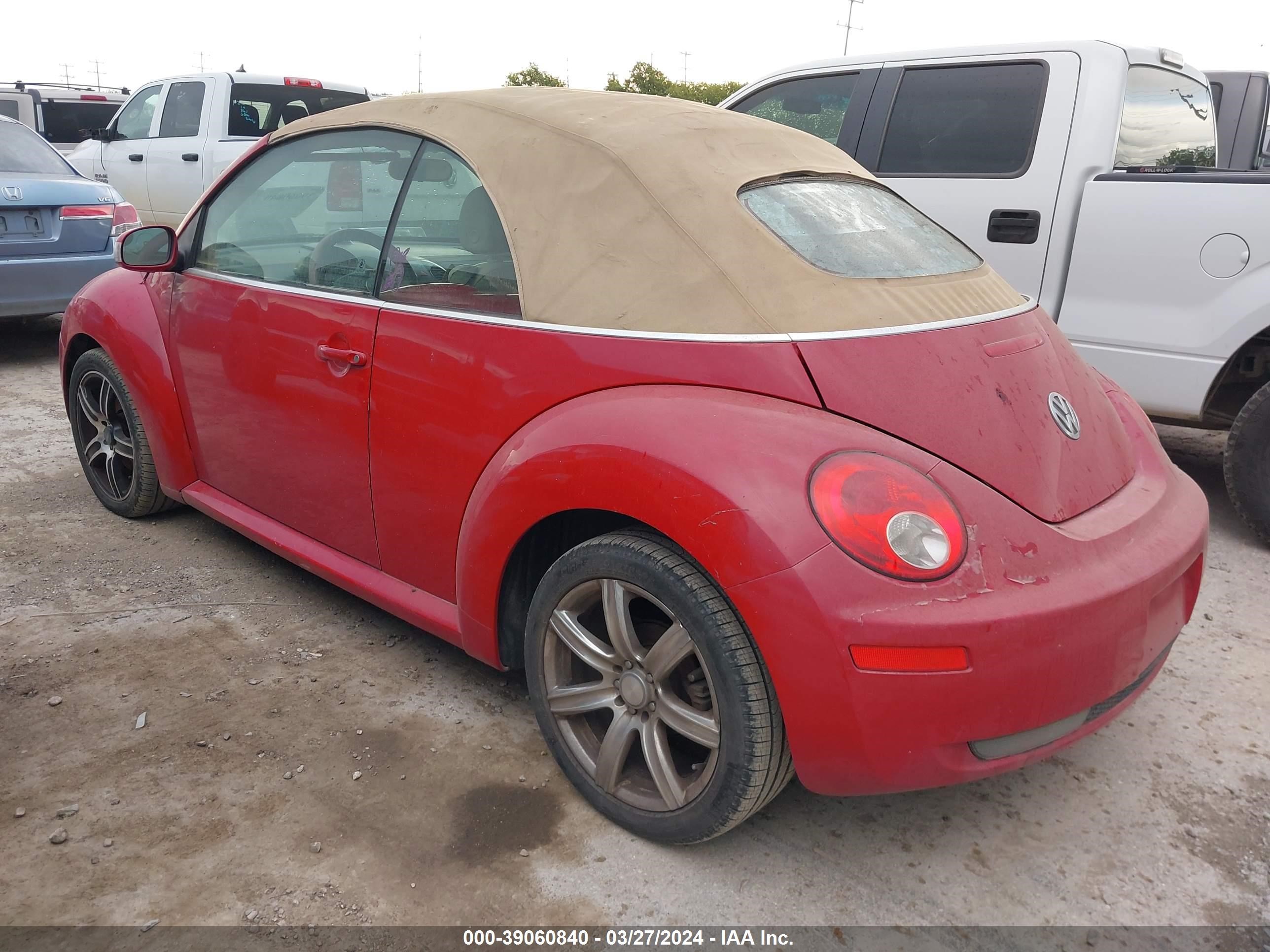 Photo 2 VIN: 3VWSF31Y06M309600 - VOLKSWAGEN BEETLE 