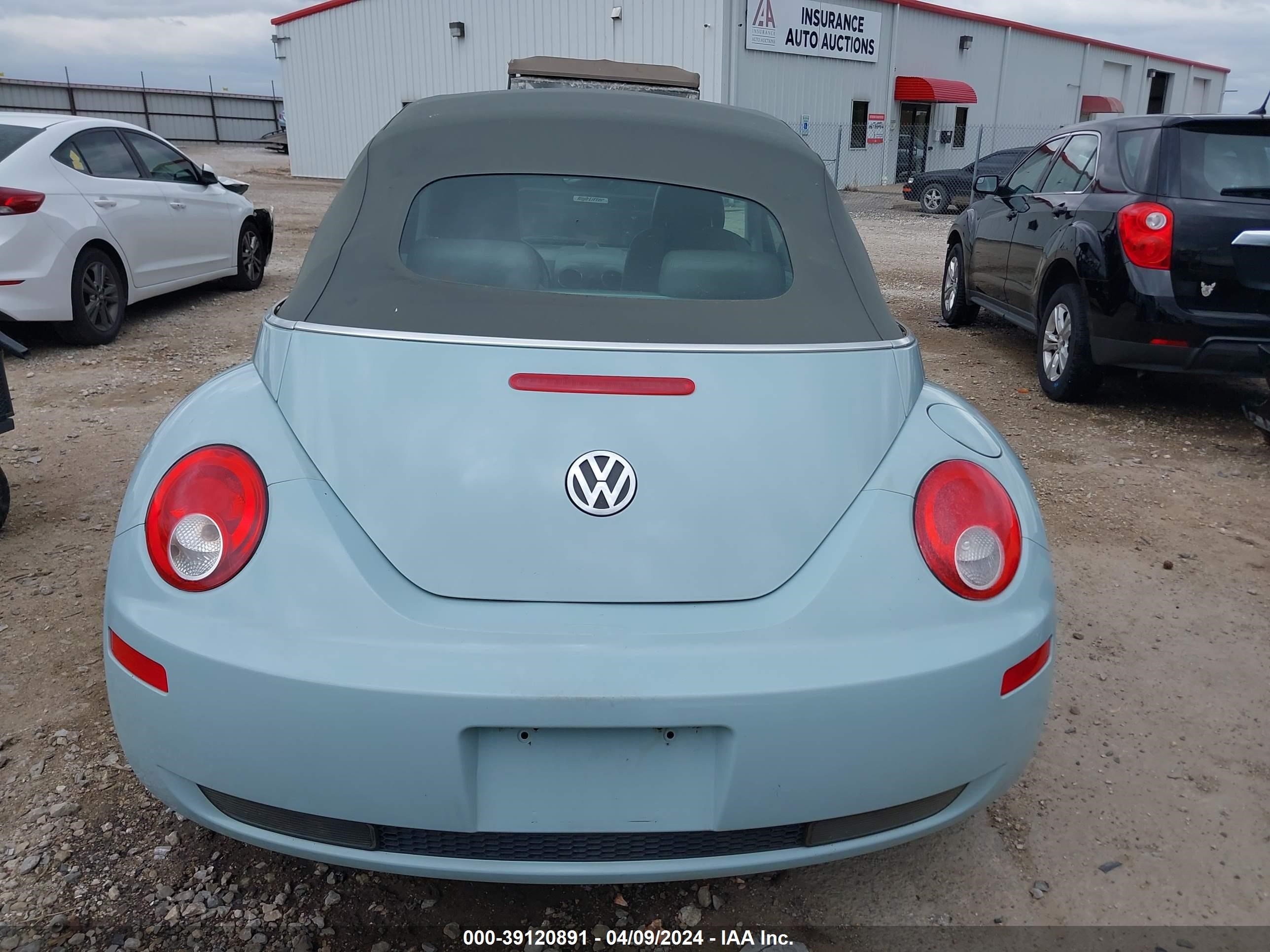 Photo 15 VIN: 3VWSF31Y06M332214 - VOLKSWAGEN BEETLE 