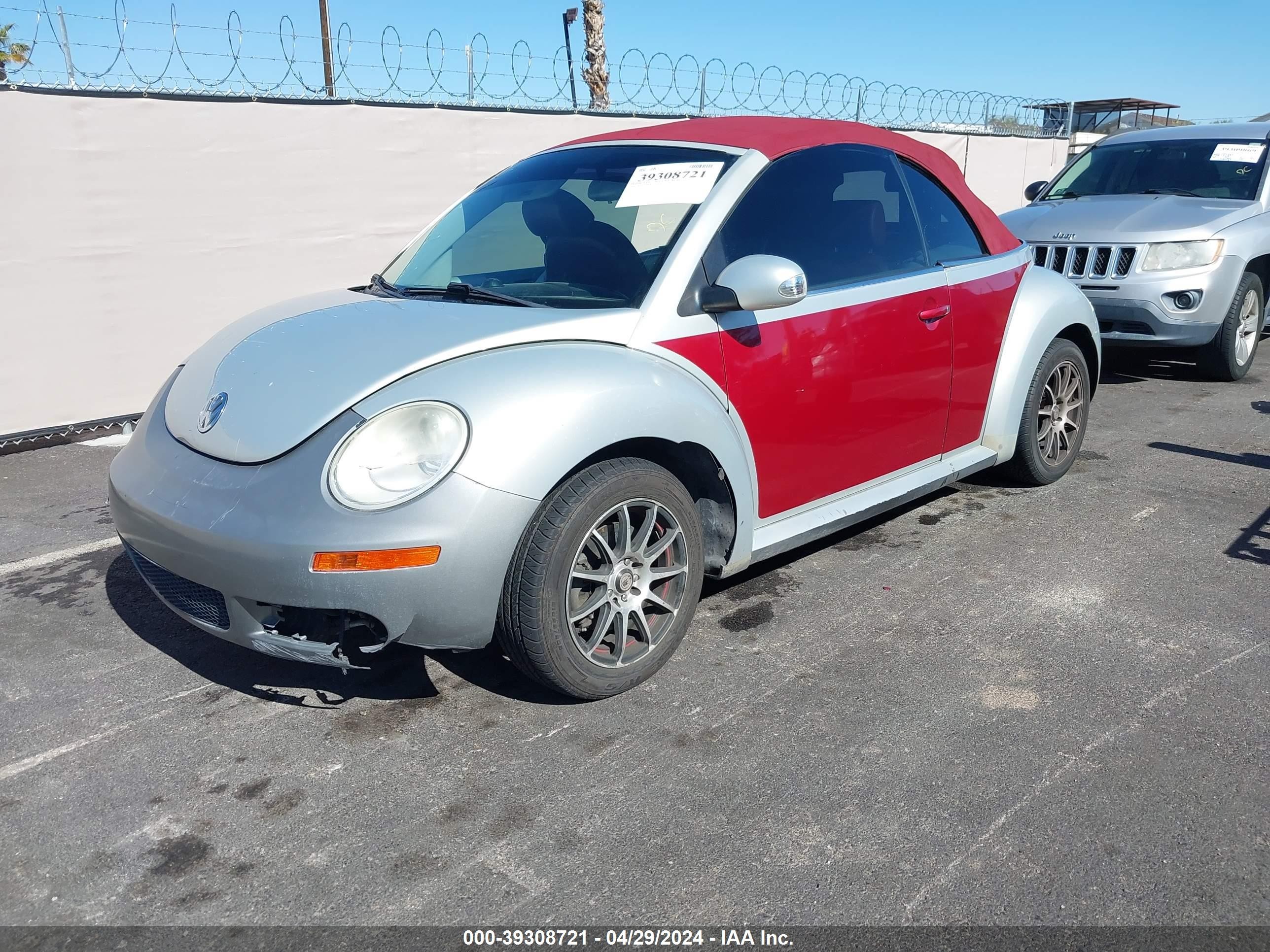 Photo 1 VIN: 3VWSF31Y09M411077 - VOLKSWAGEN BEETLE 