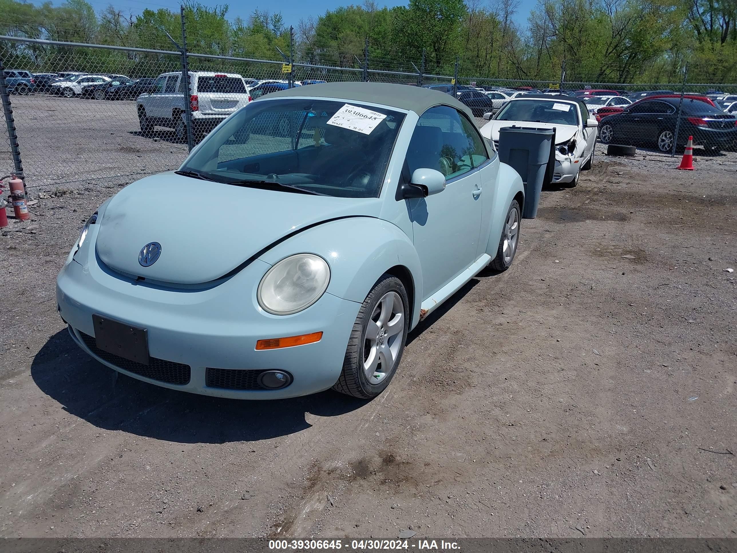 Photo 1 VIN: 3VWSF31Y16M311839 - VOLKSWAGEN BEETLE 