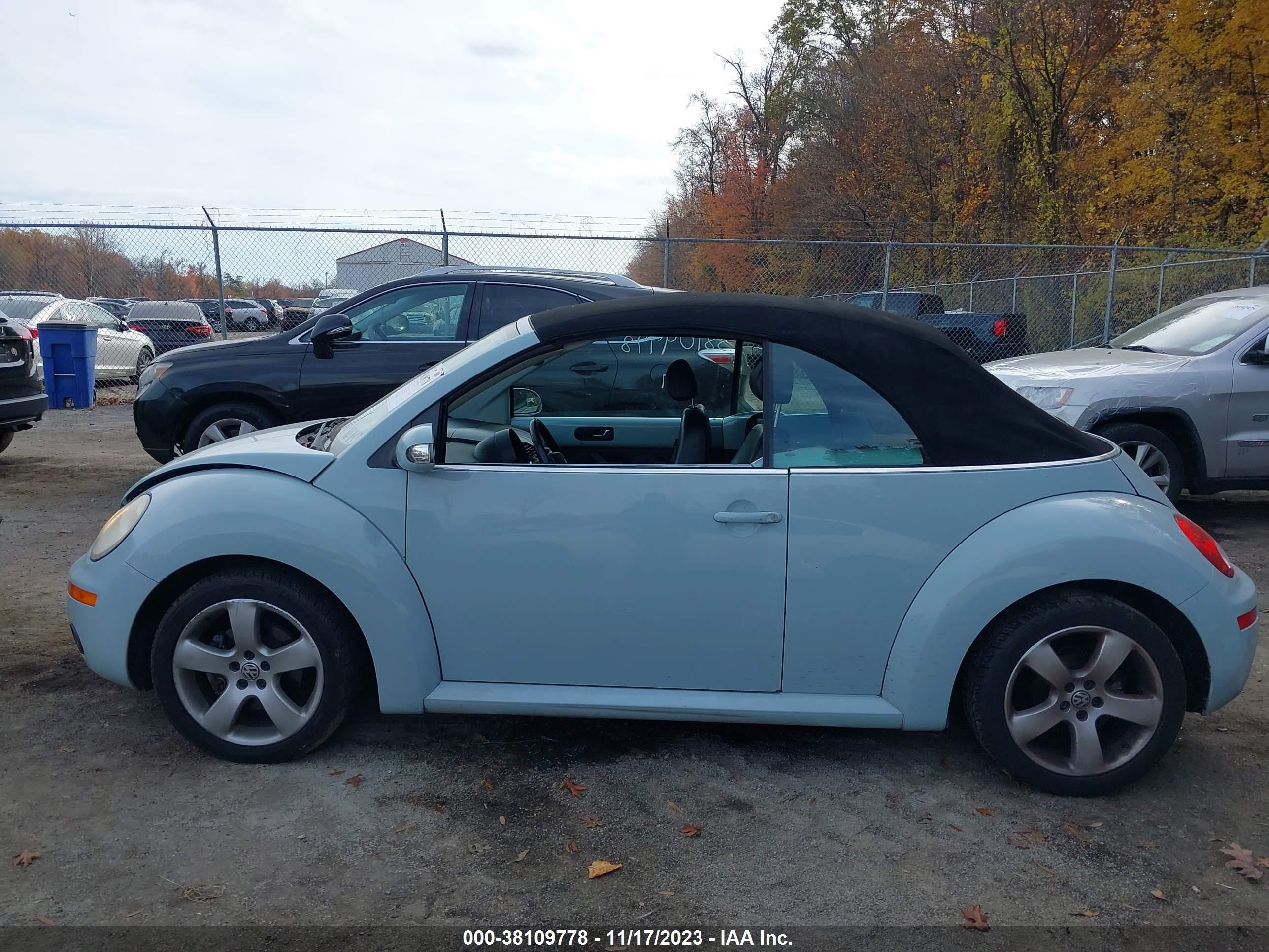 Photo 14 VIN: 3VWSF31Y36M302625 - VOLKSWAGEN BEETLE 