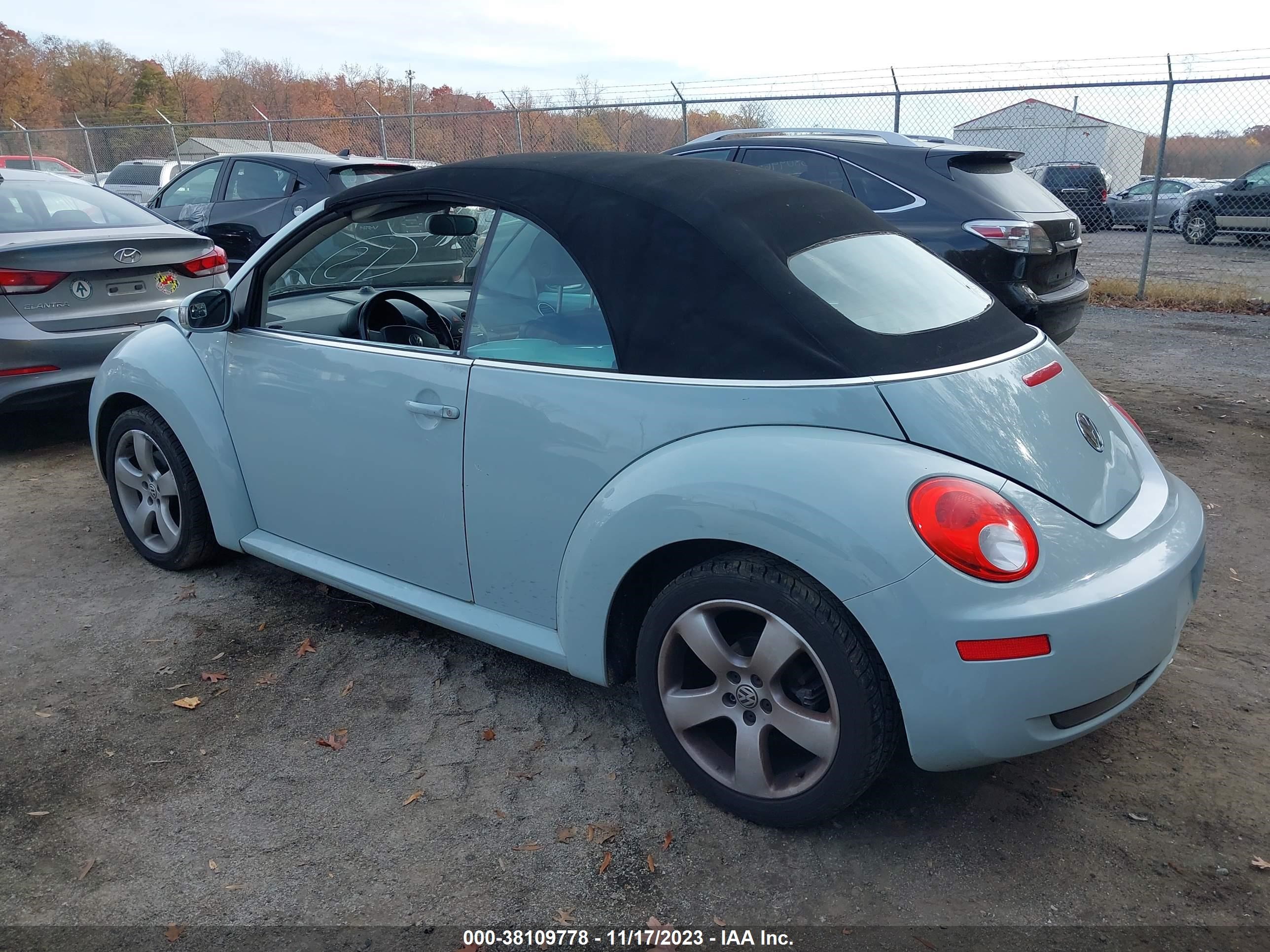 Photo 2 VIN: 3VWSF31Y36M302625 - VOLKSWAGEN BEETLE 