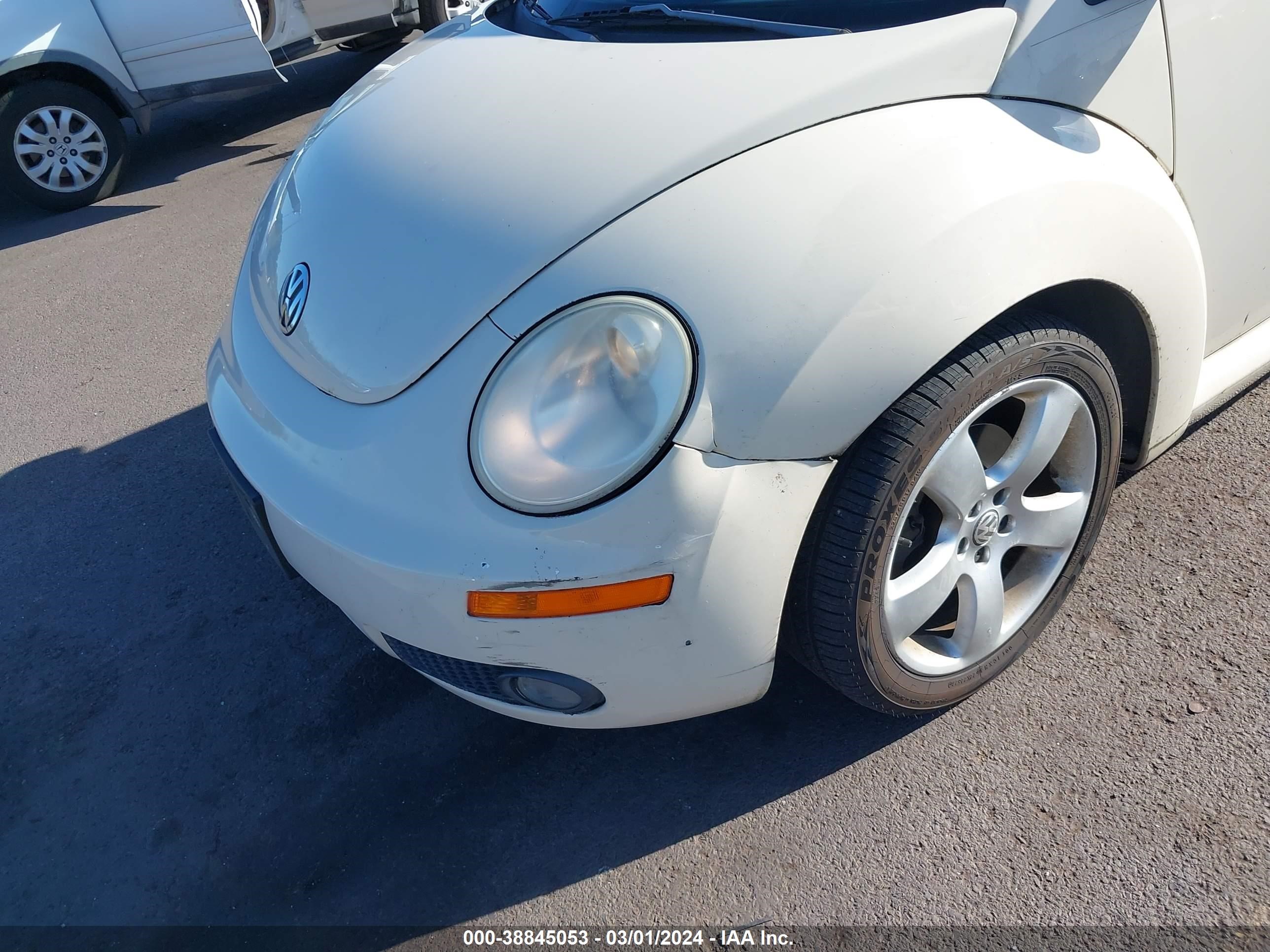 Photo 5 VIN: 3VWSF31Y86M311529 - VOLKSWAGEN BEETLE 