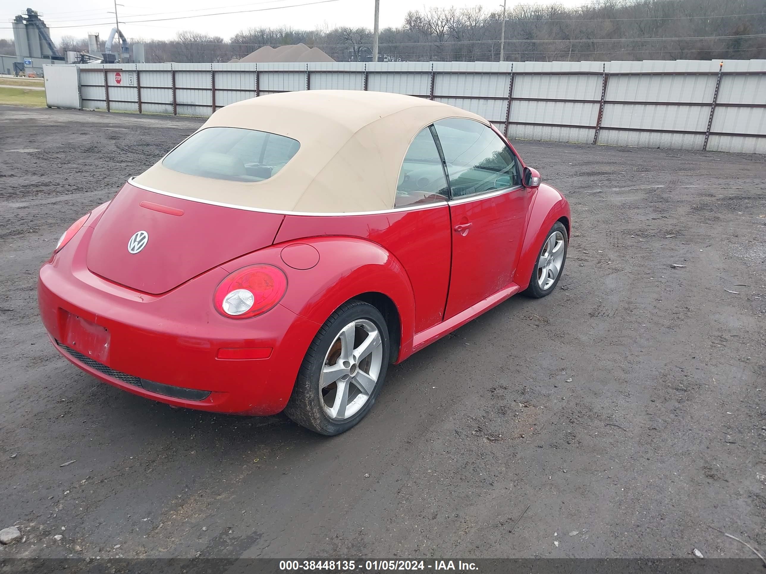 Photo 3 VIN: 3VWSF31Y86M323258 - VOLKSWAGEN BEETLE 