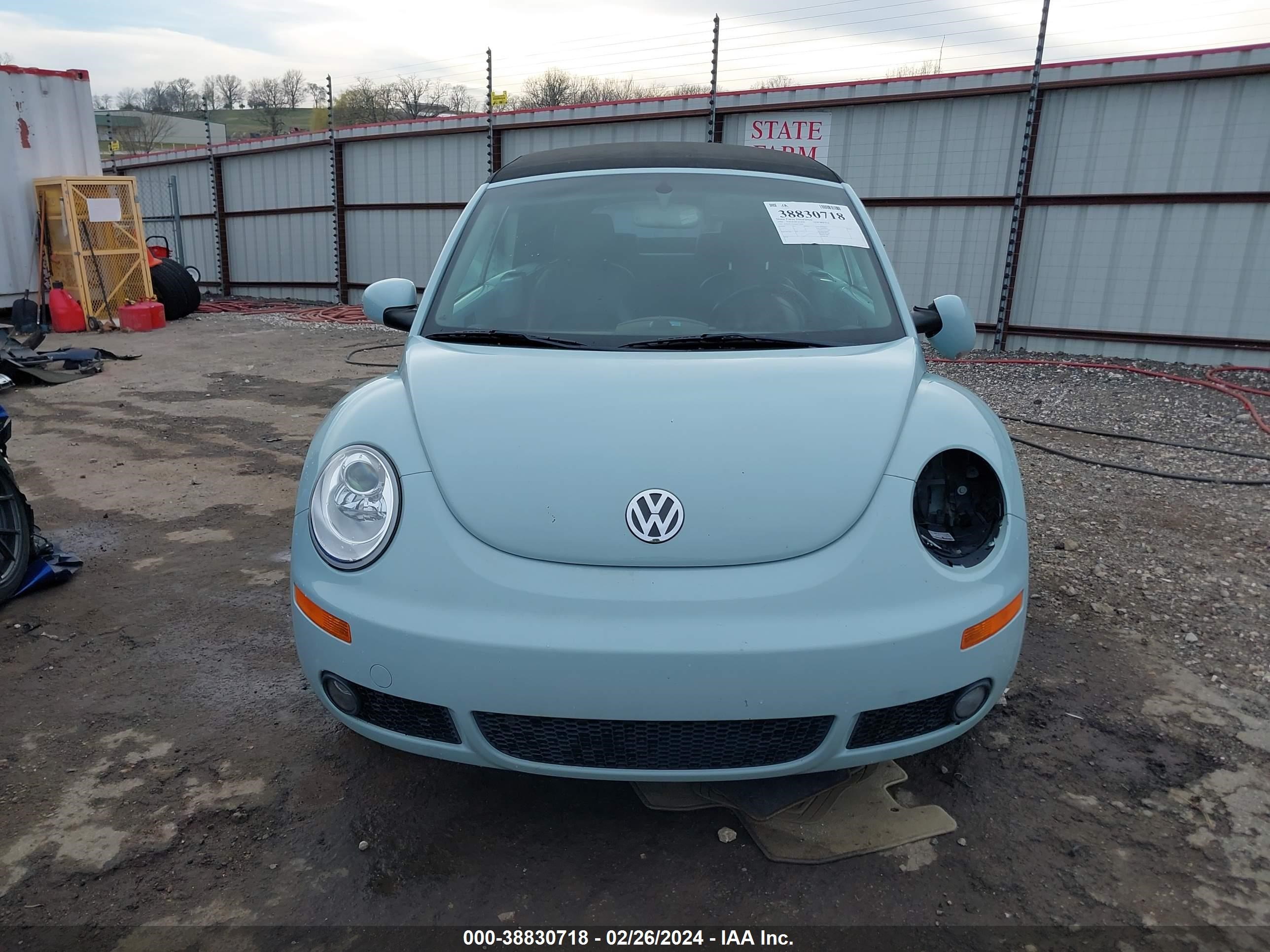 Photo 12 VIN: 3VWSF31YX6M317994 - VOLKSWAGEN BEETLE 