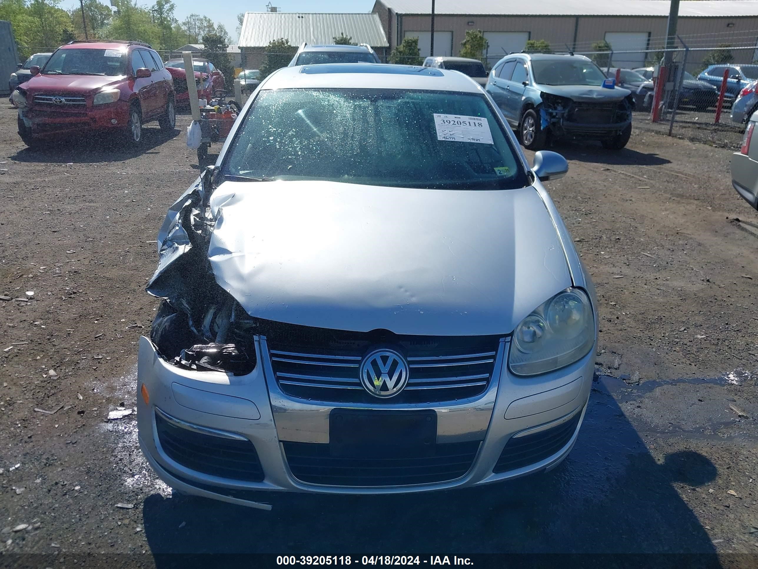 Photo 11 VIN: 3VWSF71KX6M759693 - VOLKSWAGEN JETTA 