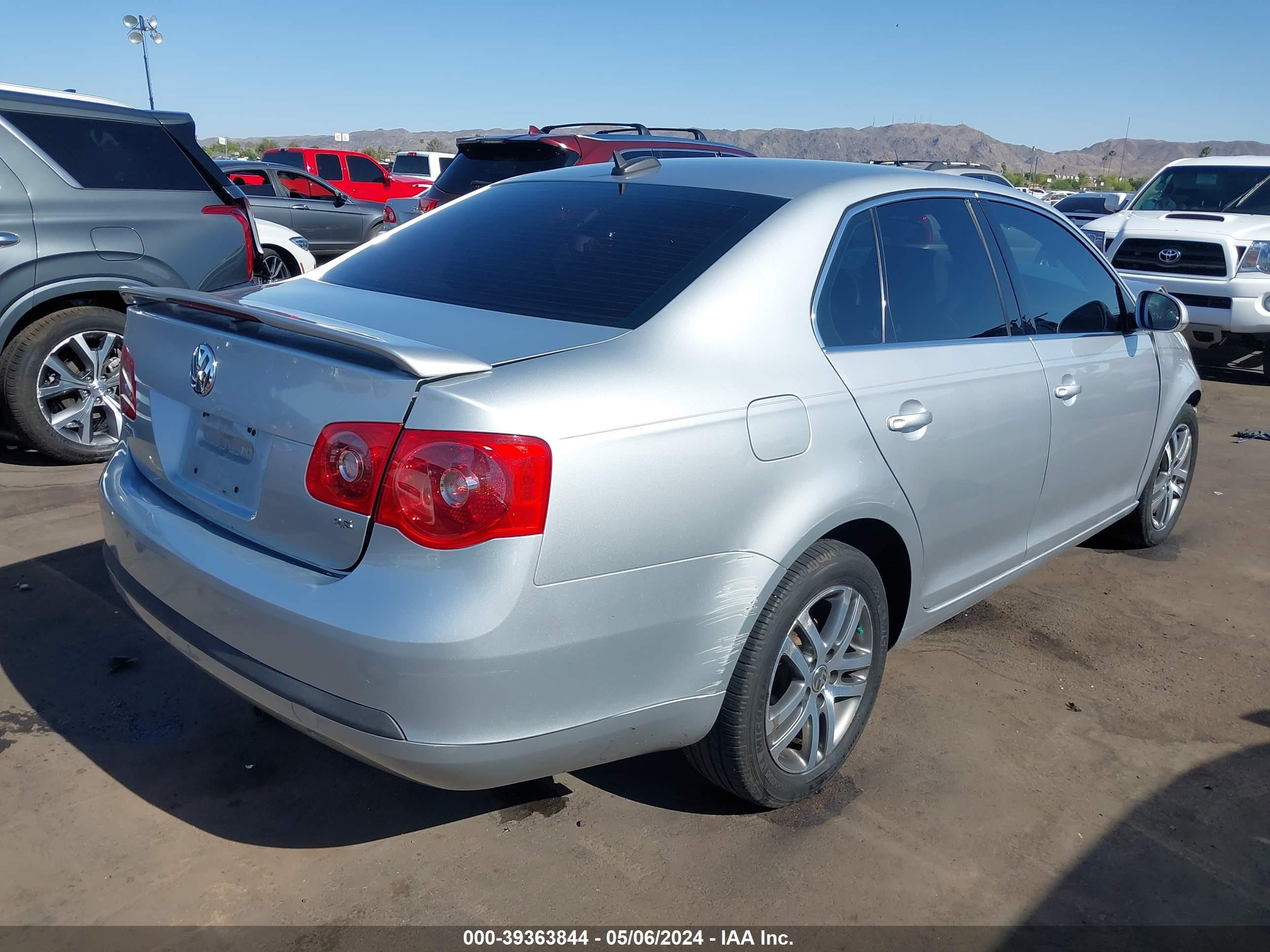 Photo 3 VIN: 3VWSF81K86M641776 - VOLKSWAGEN JETTA 