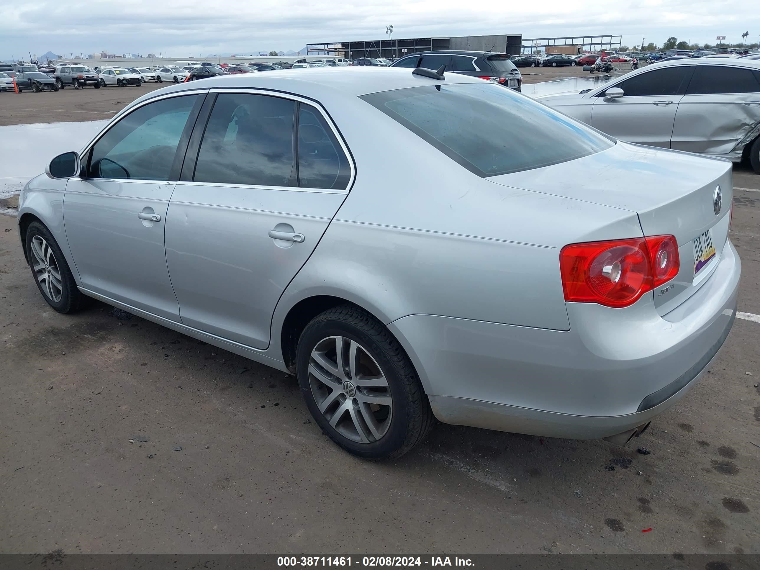 Photo 2 VIN: 3VWSG71K66M792297 - VOLKSWAGEN JETTA 