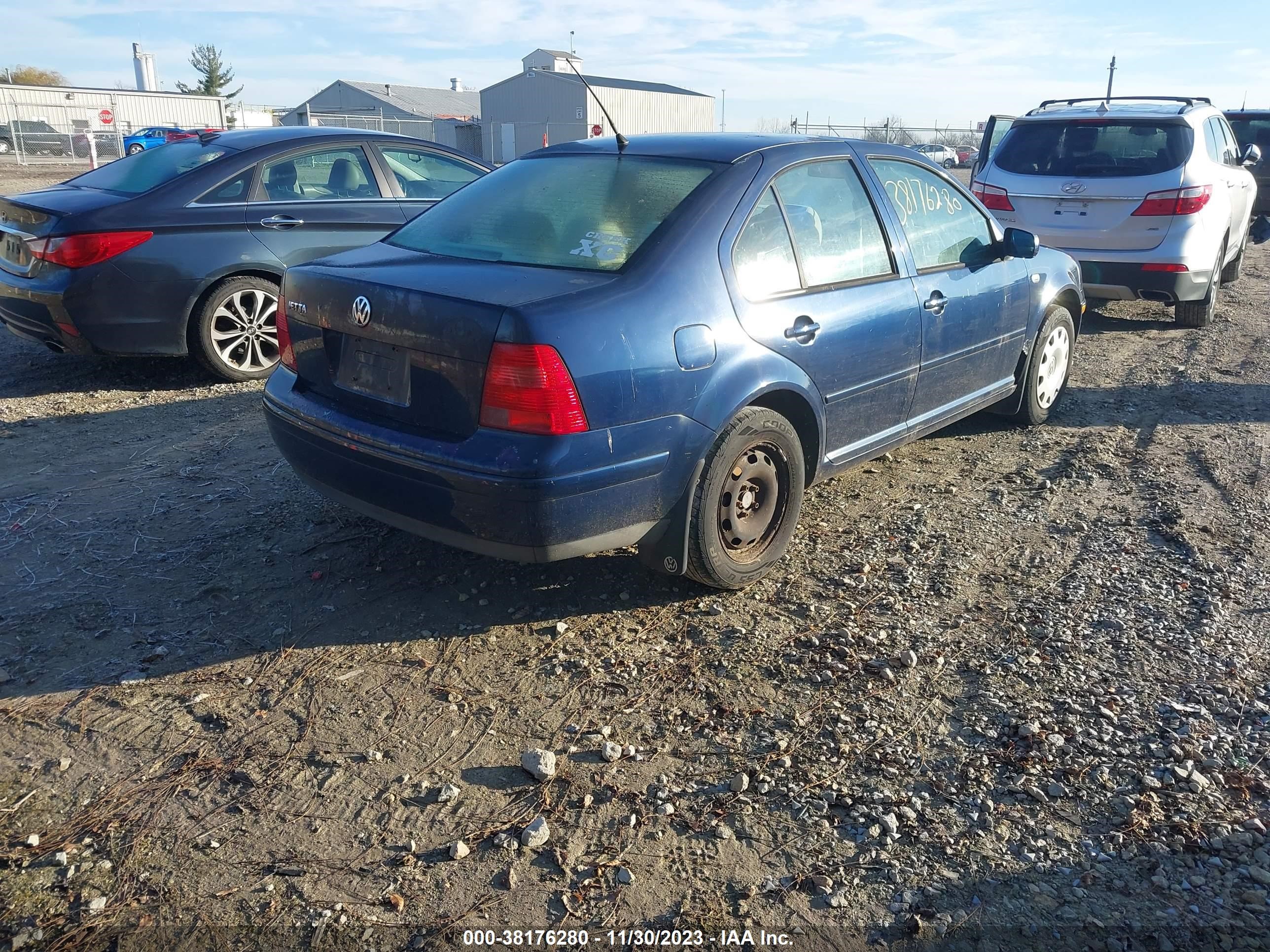 Photo 3 VIN: 3VWSK69M11M108960 - VOLKSWAGEN JETTA 