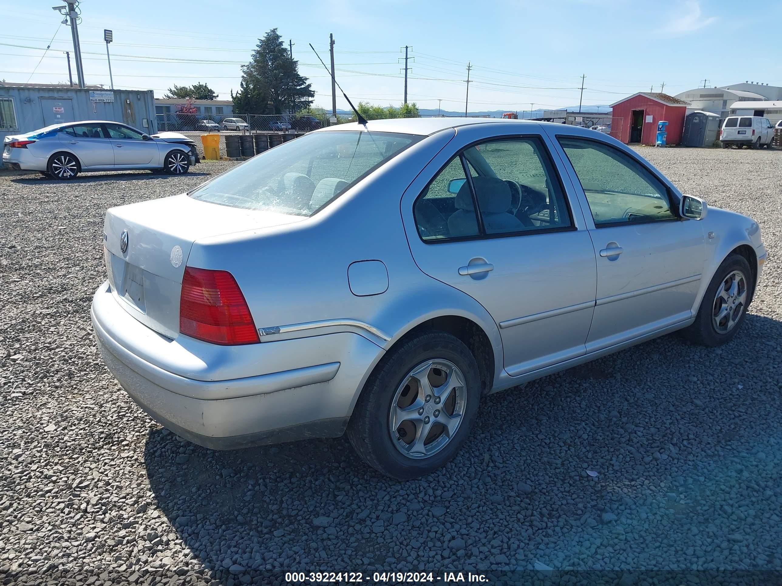 Photo 3 VIN: 3VWSK69M12M177164 - VOLKSWAGEN JETTA 