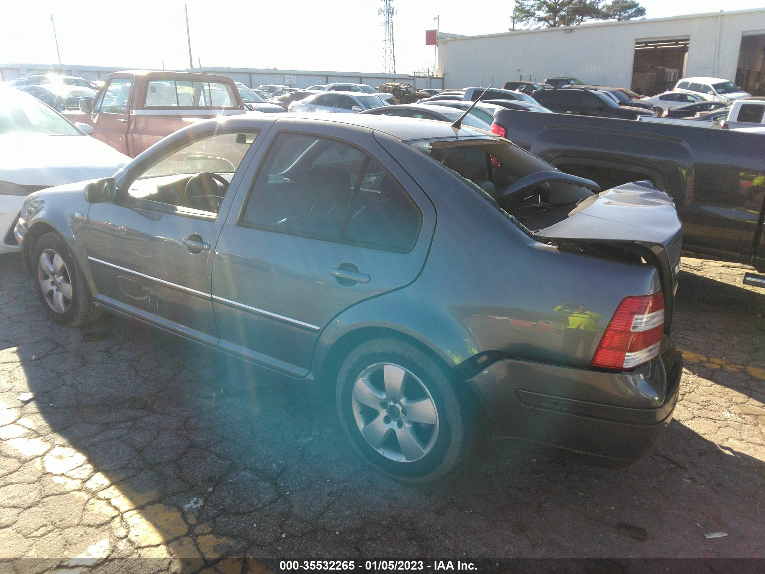 Photo 2 VIN: 3VWSK69M14M051695 - VOLKSWAGEN JETTA 