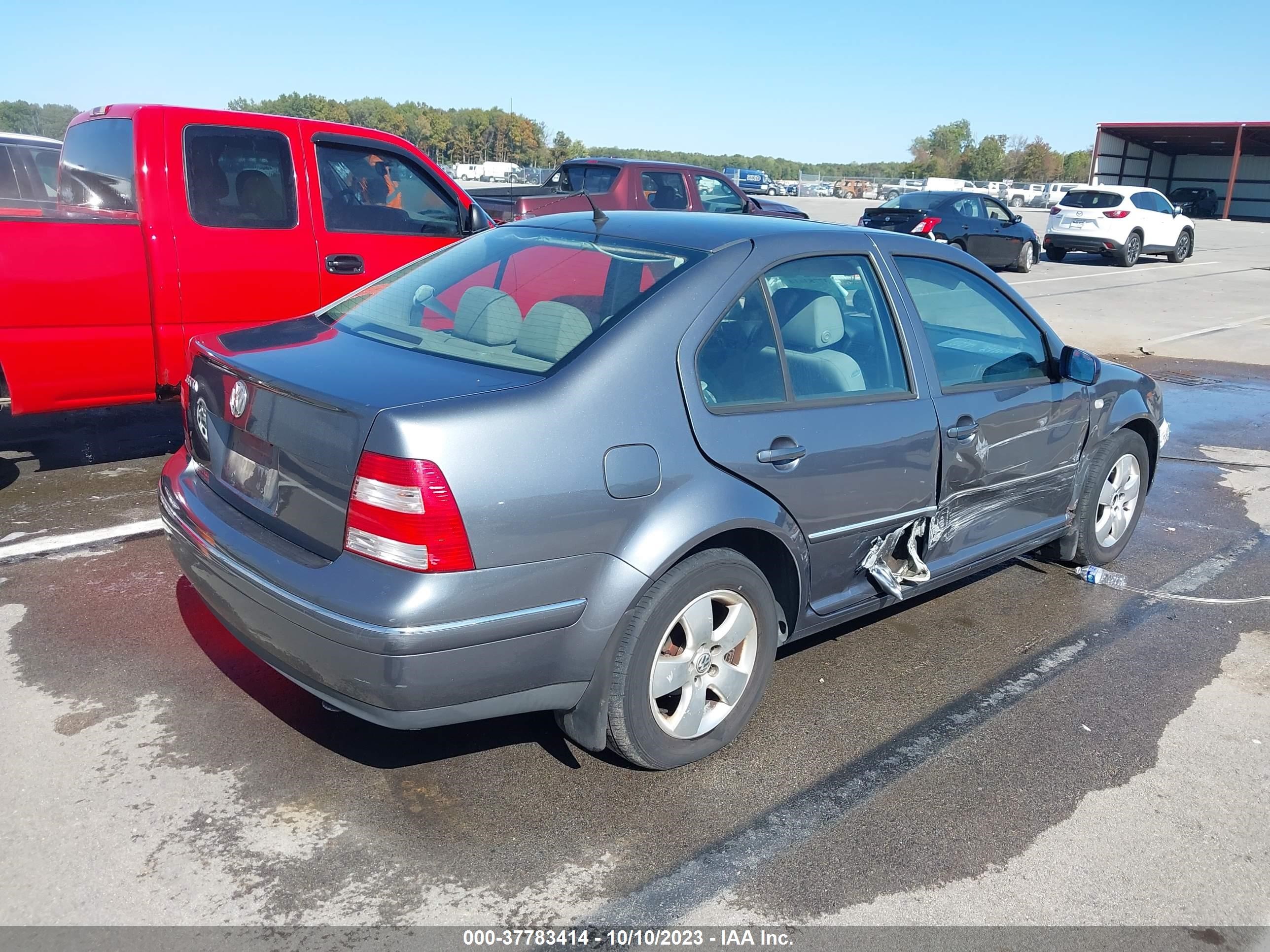 Photo 3 VIN: 3VWSK69M55M072342 - VOLKSWAGEN JETTA 