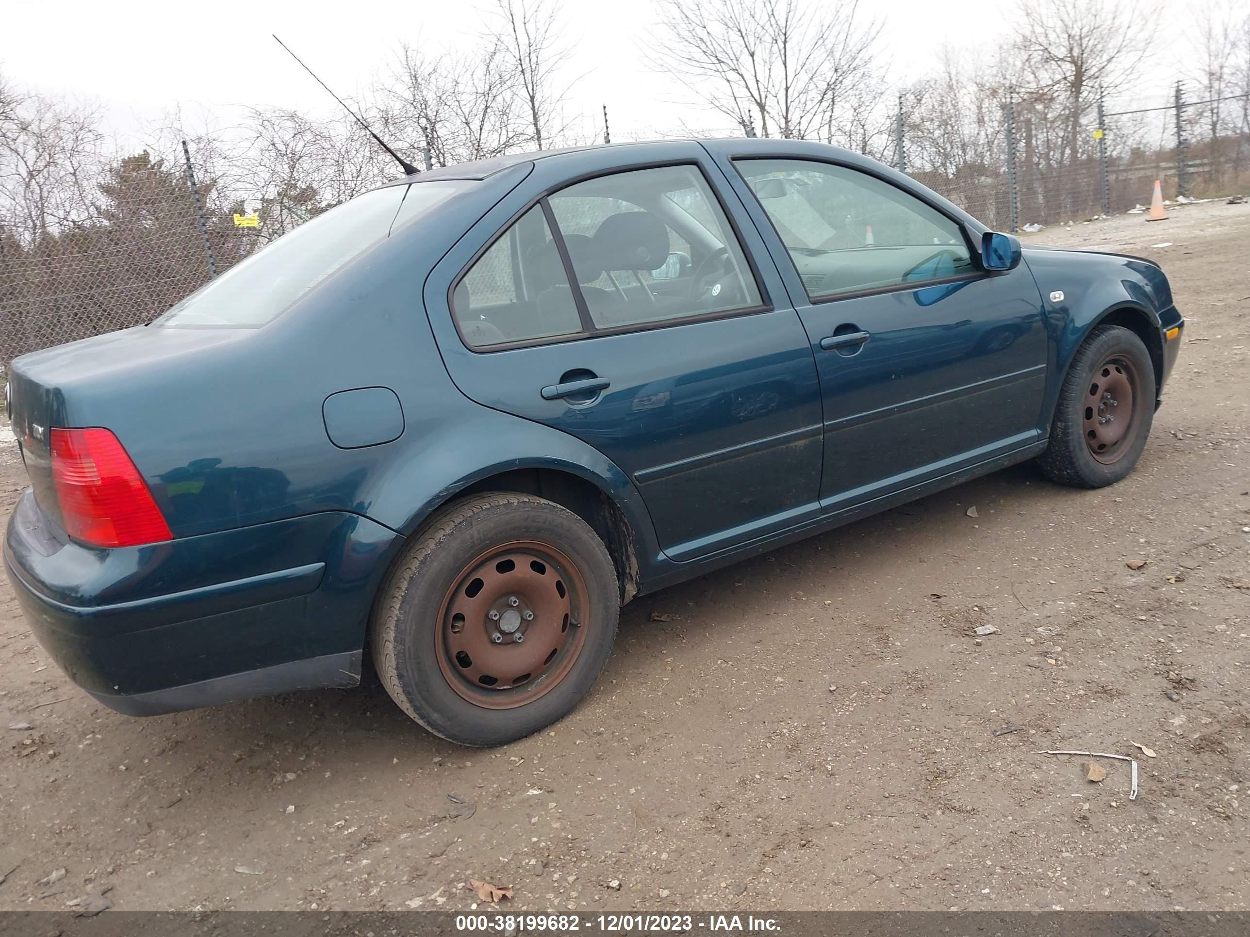 Photo 3 VIN: 3VWSP69M02M083665 - VOLKSWAGEN JETTA 