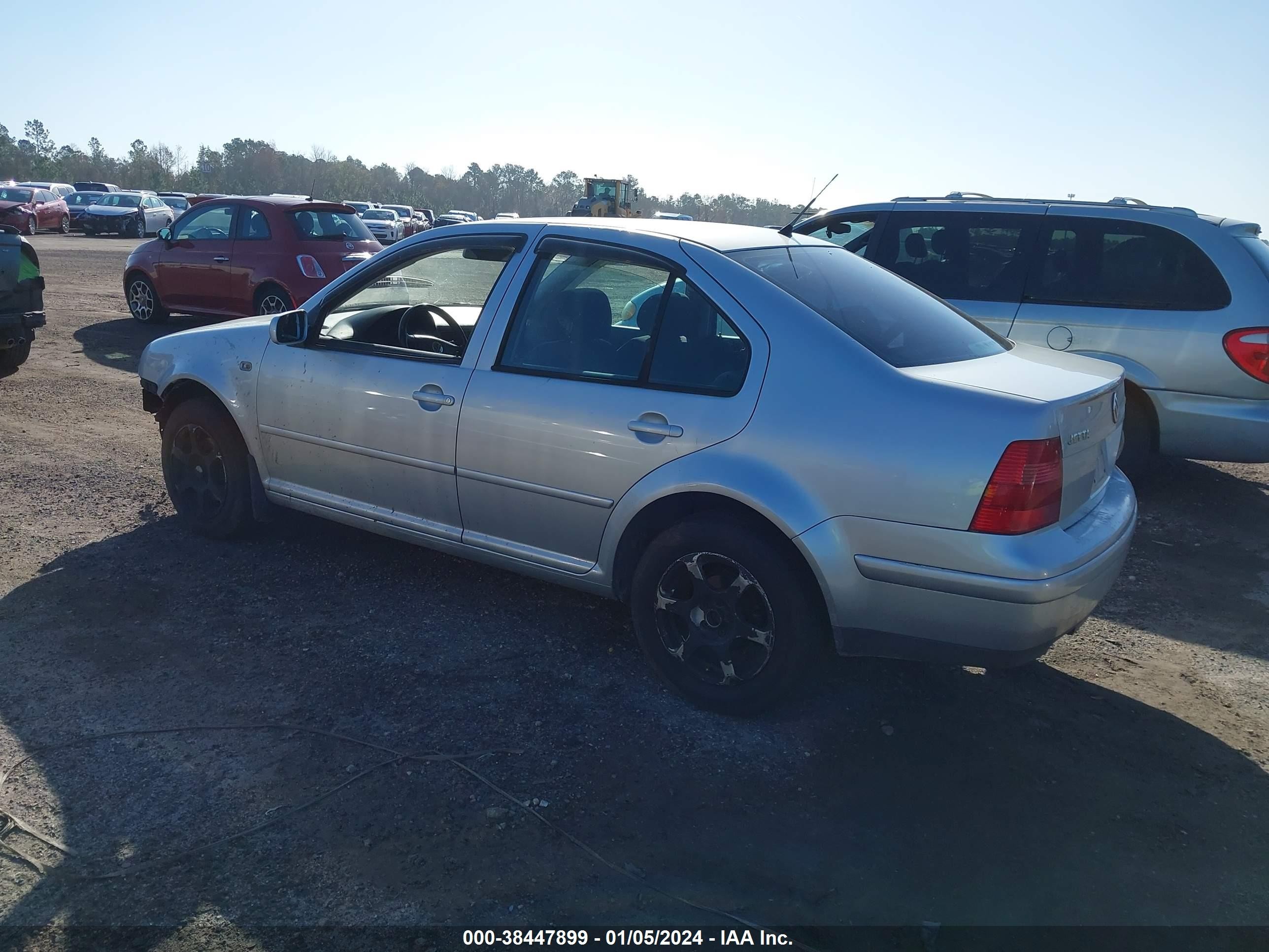 Photo 2 VIN: 3VWSP69M72M087700 - VOLKSWAGEN JETTA 