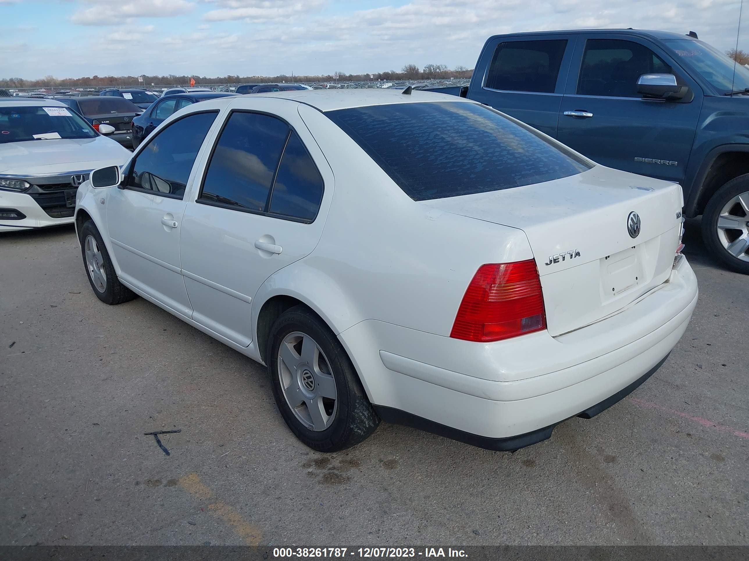 Photo 2 VIN: 3VWSP69M72M105175 - VOLKSWAGEN JETTA 