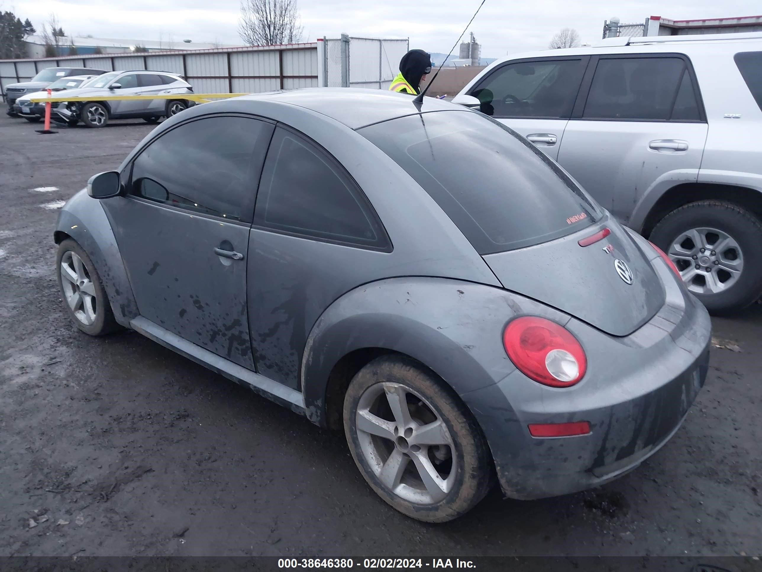 Photo 2 VIN: 3VWSR31C36M423988 - VOLKSWAGEN BEETLE 