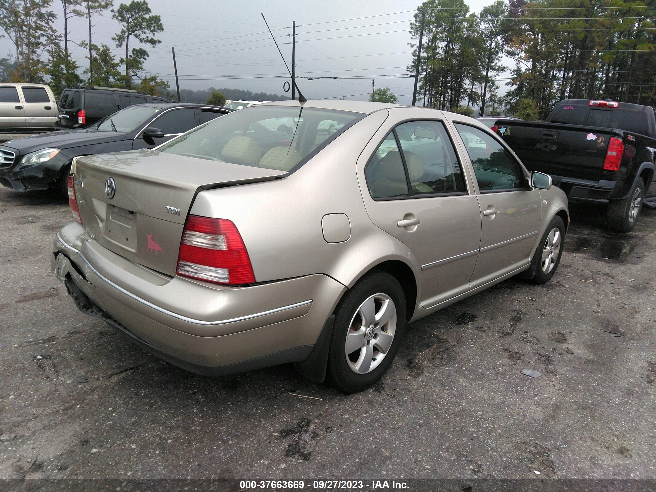 Photo 3 VIN: 3VWSR69M05M046064 - VOLKSWAGEN JETTA 