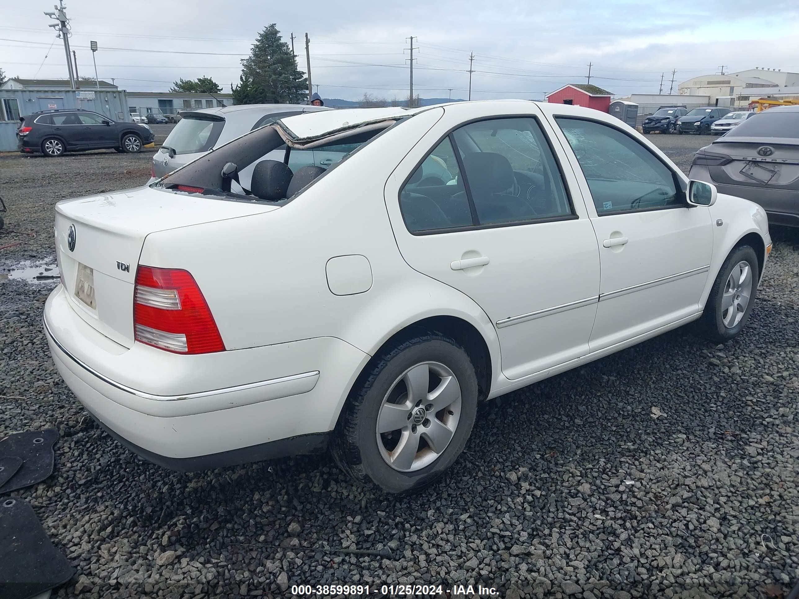 Photo 3 VIN: 3VWSR69MX5M047917 - VOLKSWAGEN JETTA 