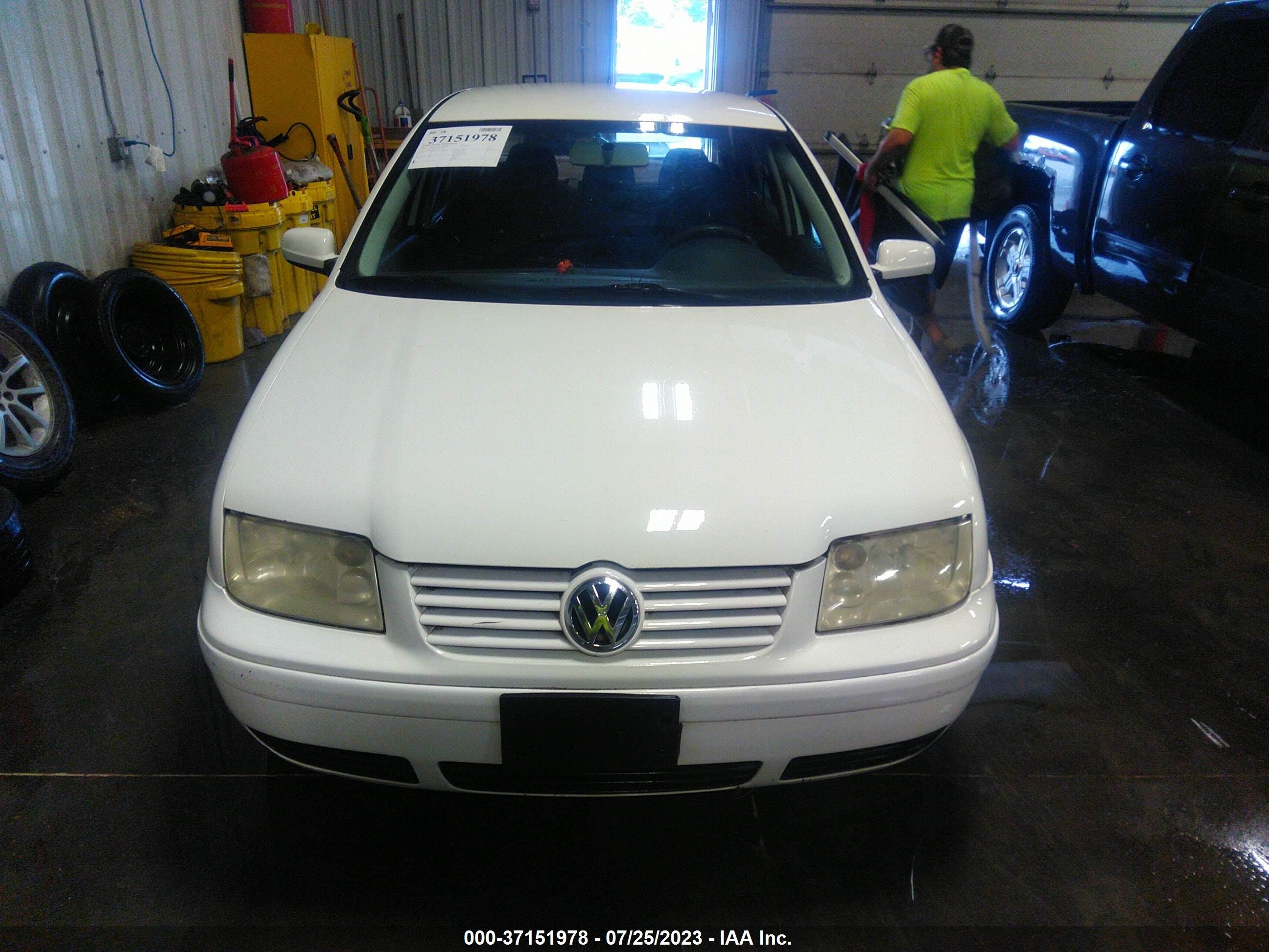 Photo 11 VIN: 3VWSS29M81M034266 - VOLKSWAGEN JETTA 