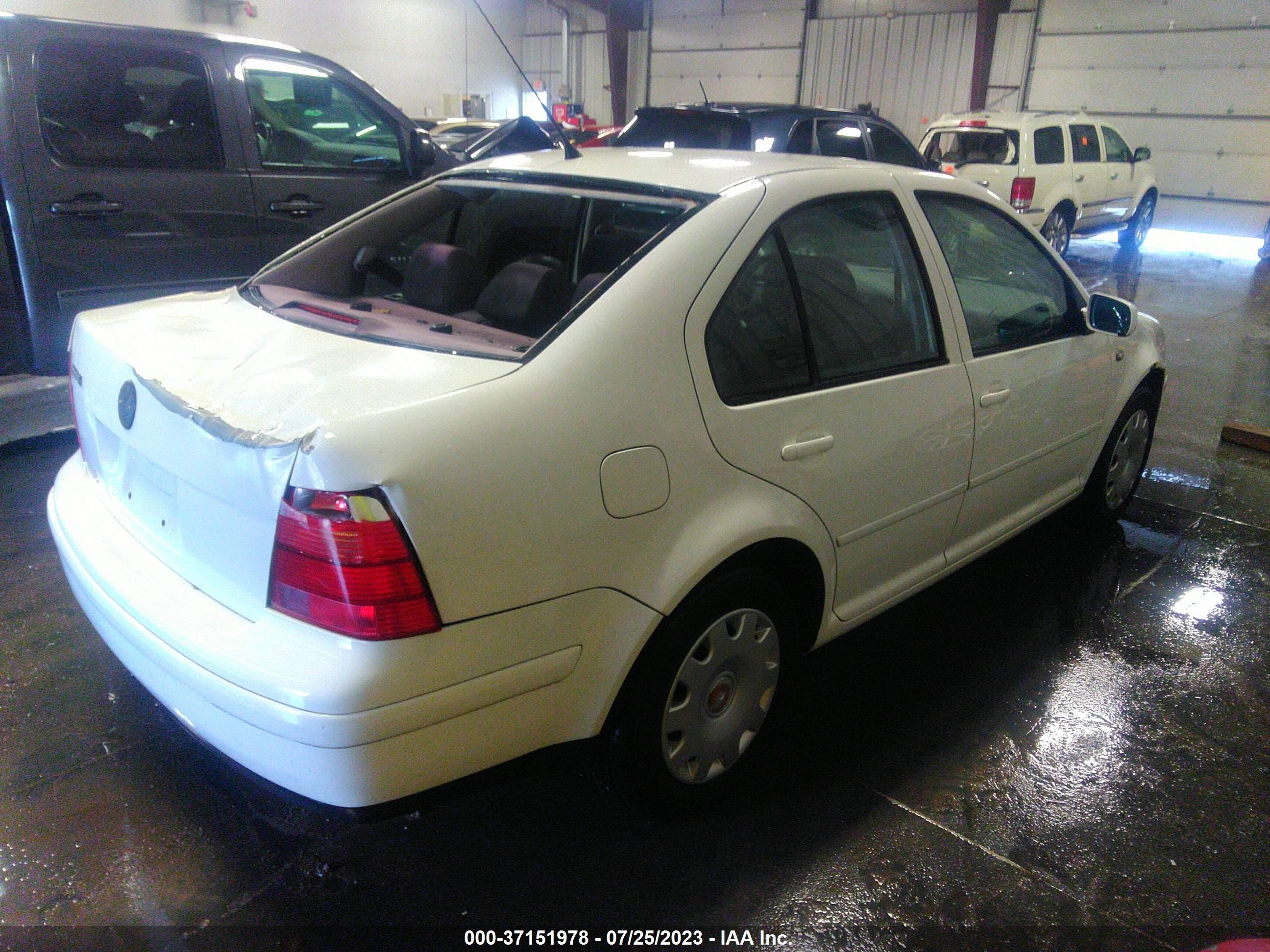 Photo 3 VIN: 3VWSS29M81M034266 - VOLKSWAGEN JETTA 