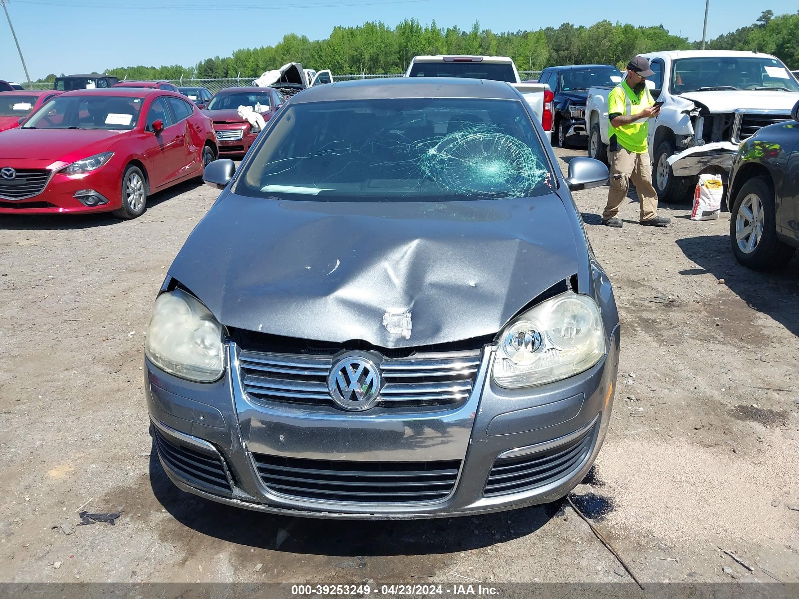 Photo 11 VIN: 3VWST71K06M846057 - VOLKSWAGEN JETTA 