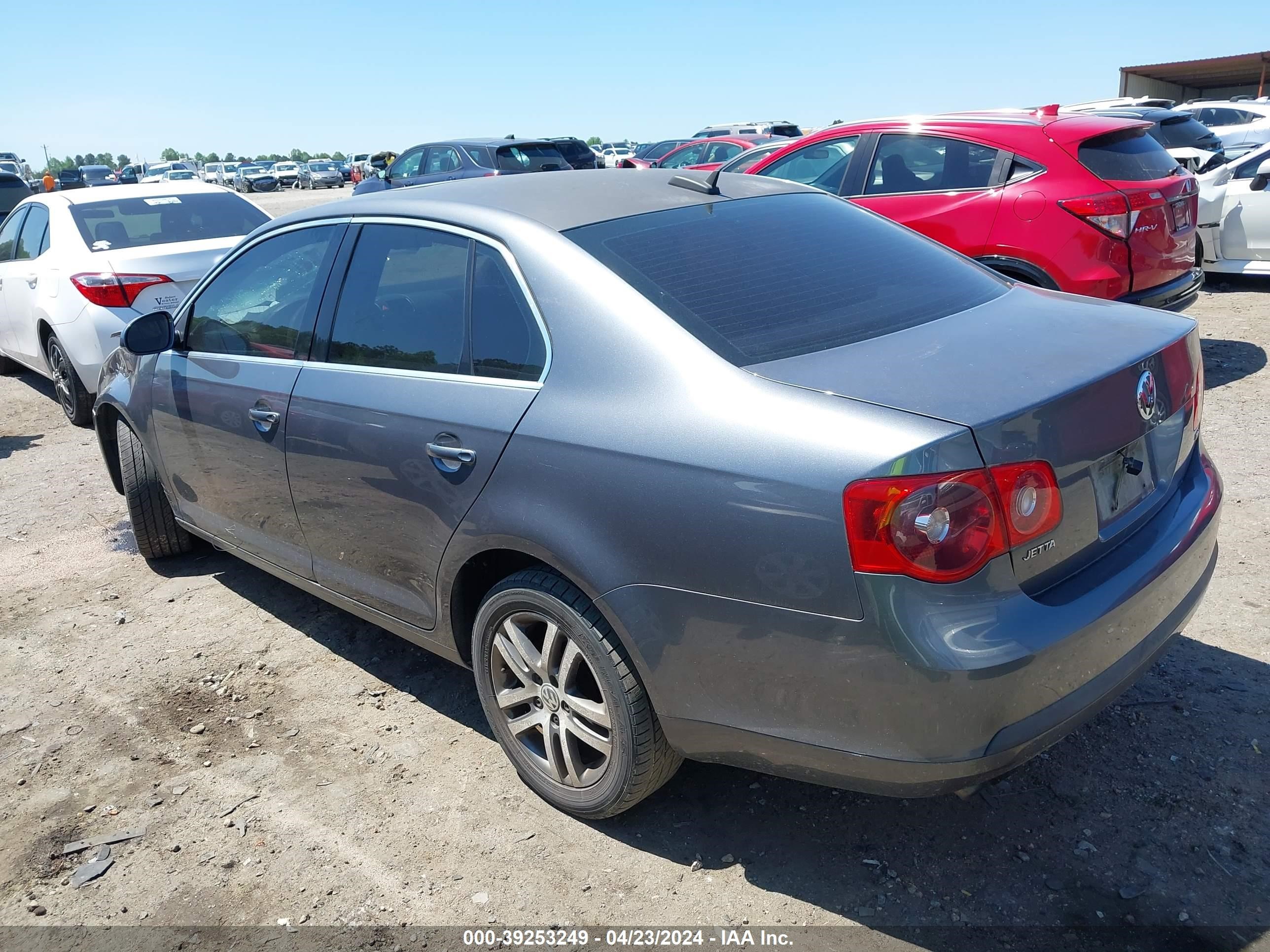 Photo 2 VIN: 3VWST71K06M846057 - VOLKSWAGEN JETTA 