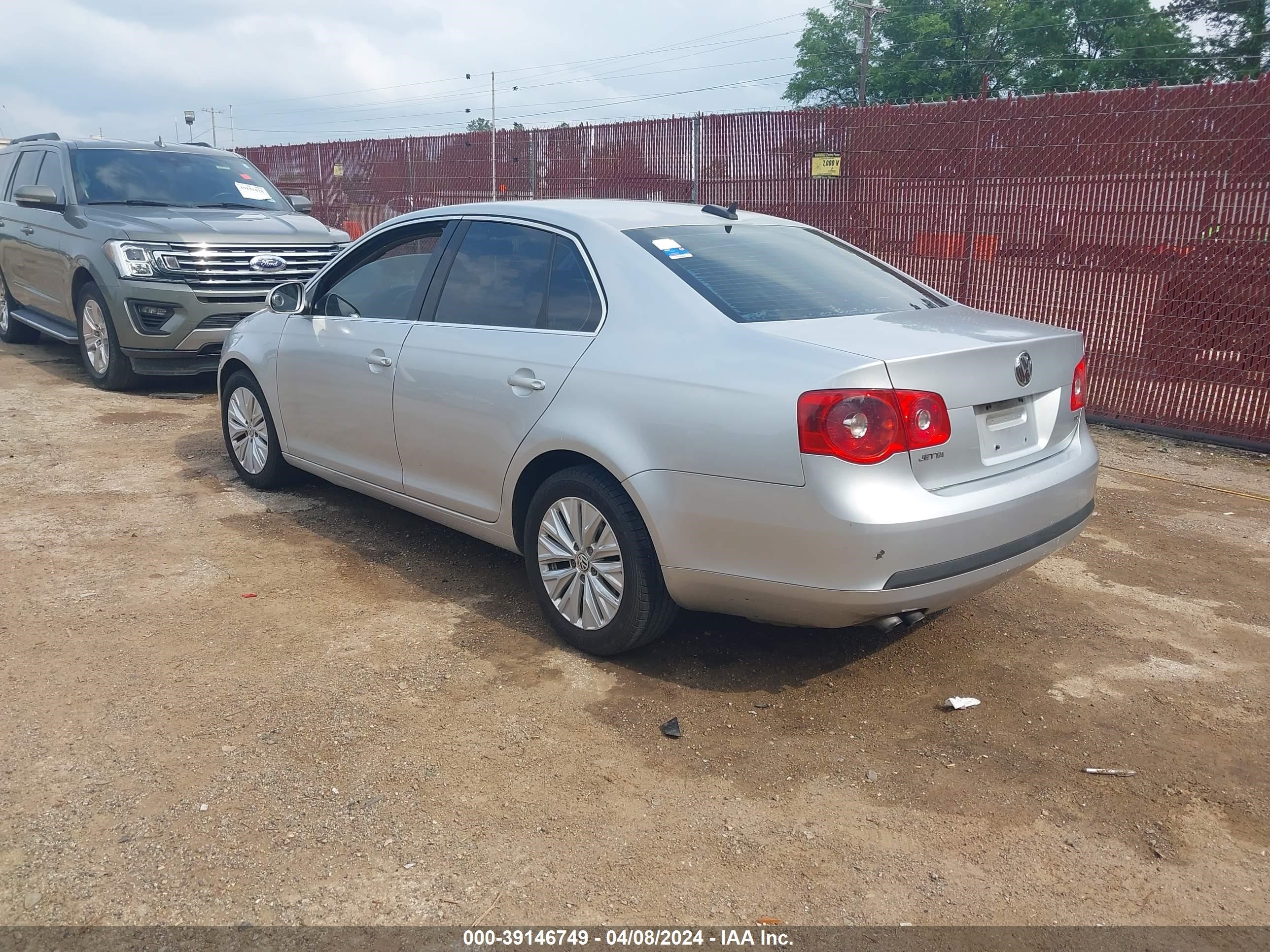 Photo 2 VIN: 3VWST71K46M713883 - VOLKSWAGEN JETTA 