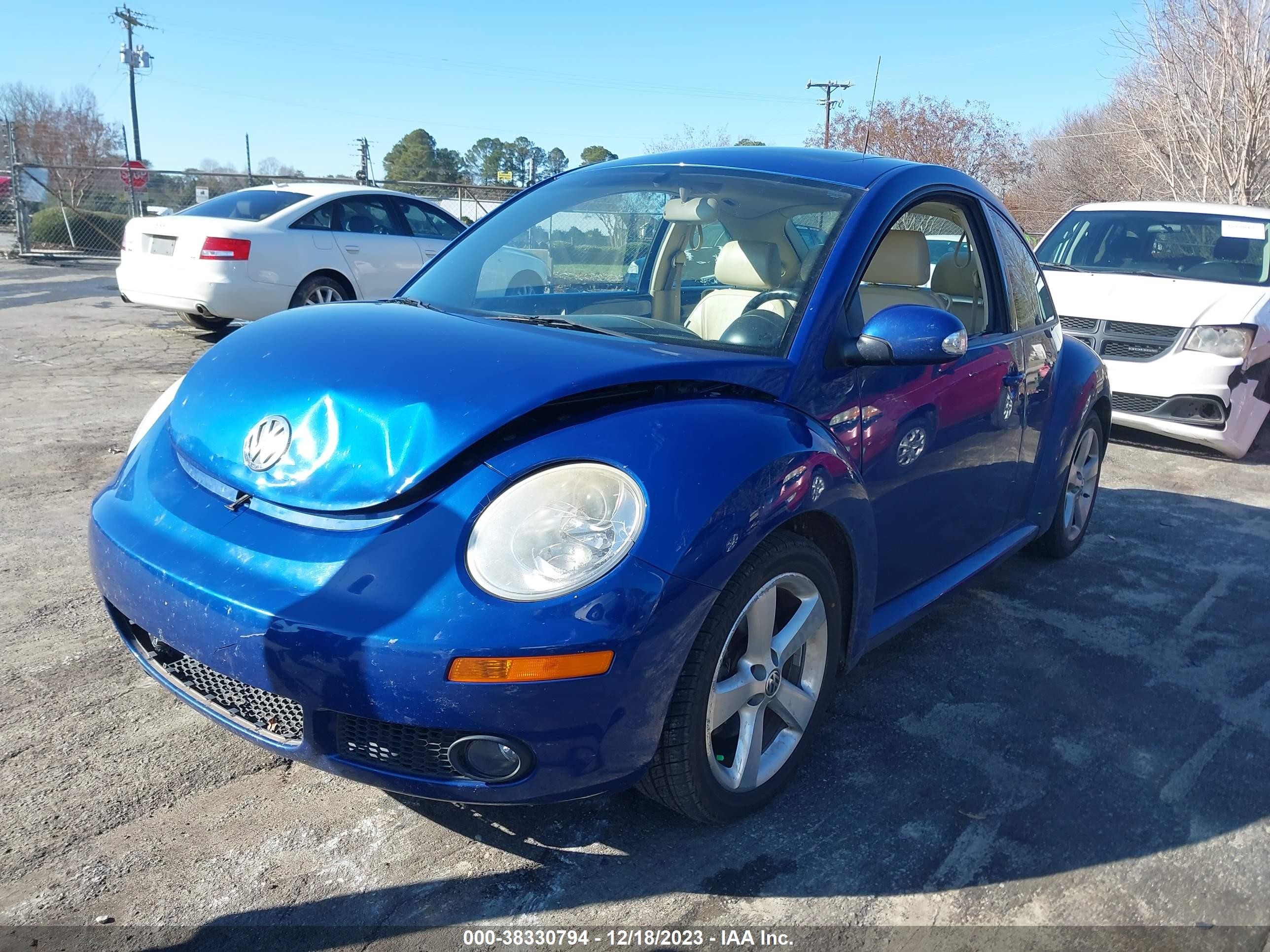 Photo 1 VIN: 3VWSW31CX7M510202 - VOLKSWAGEN BEETLE 