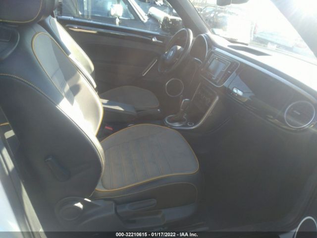 Photo 4 VIN: 3VWTDAAT3JM505364 - VOLKSWAGEN BEETLE CONVERTIBLE 