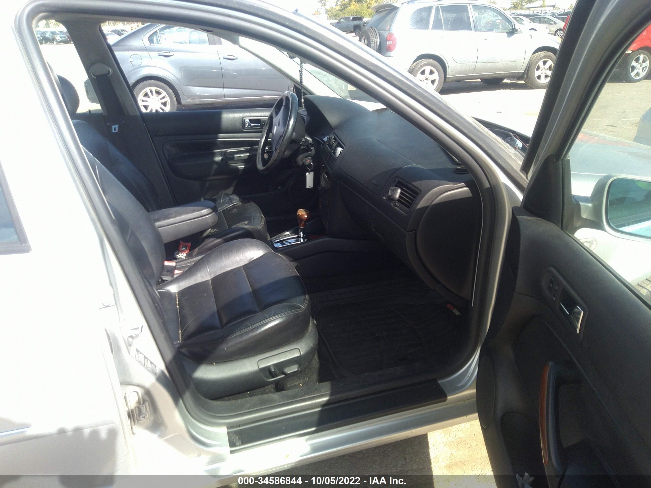 Photo 5 VIN: 3VWTG69M02M020957 - VOLKSWAGEN JETTA 