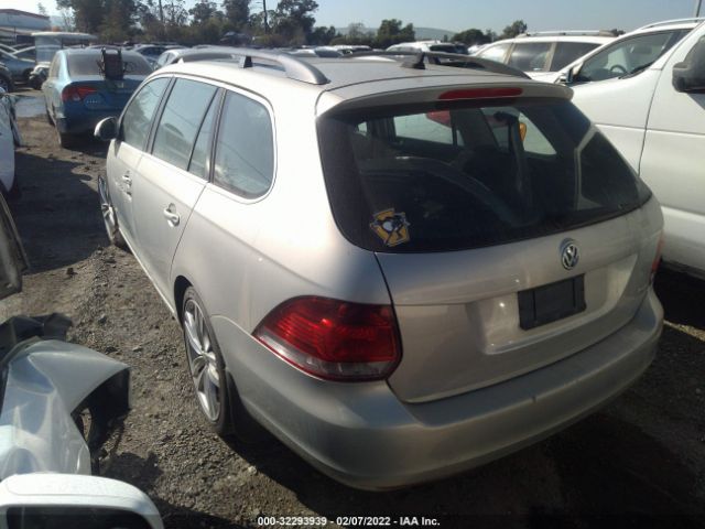 Photo 2 VIN: 3VWTL7AJ1AM618086 - VOLKSWAGEN JETTA SPORTWAGEN 