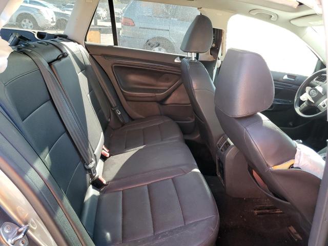 Photo 9 VIN: 3VWTL7AJ6AM677408 - VOLKSWAGEN JETTA TDI 