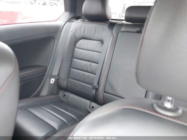 Photo 7 VIN: 3VWTT7AU7FM038018 - VOLKSWAGEN GTI 