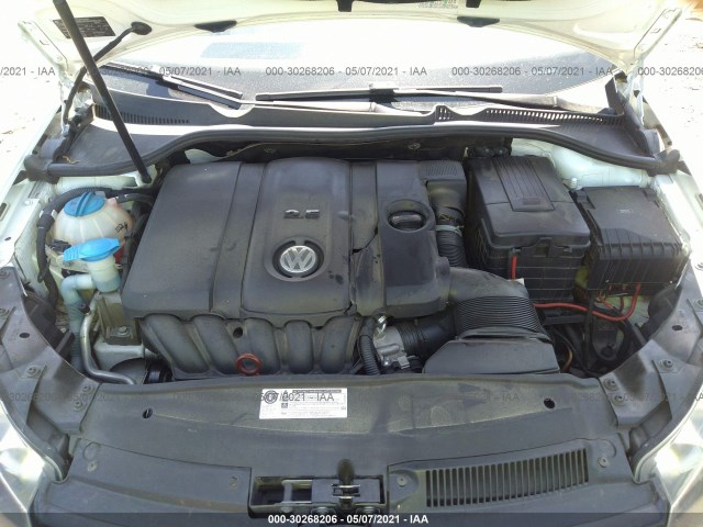 Photo 9 VIN: 3VWTX7AJ2AM630316 - VOLKSWAGEN JETTA SPORTWAGEN 