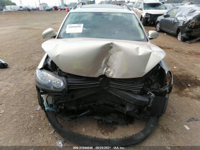 Photo 5 VIN: 3VWTX7AJXAM687931 - VOLKSWAGEN JETTA SPORTWAGEN 