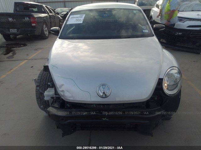 Photo 5 VIN: 3VWV67ATXDM625429 - VOLKSWAGEN BEETLE COUPE 