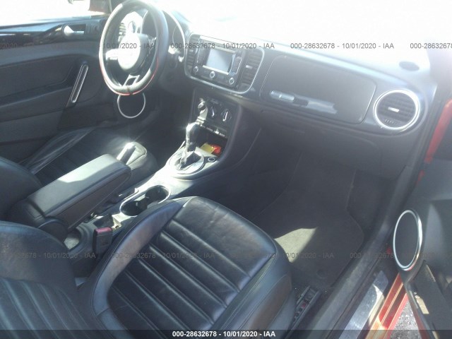 Photo 4 VIN: 3VWVA7AT2CM626877 - VOLKSWAGEN BEETLE 