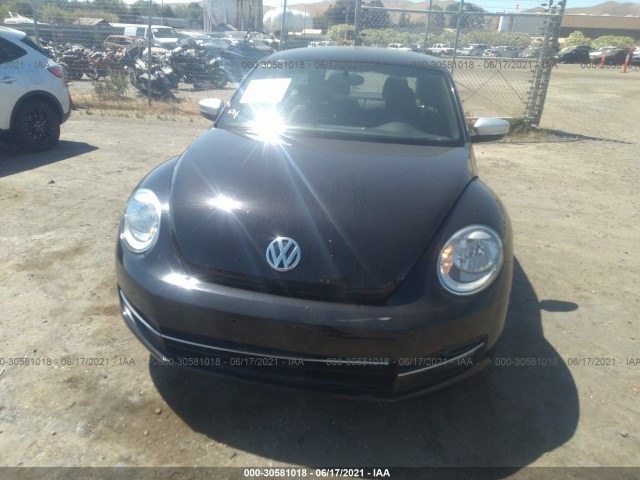 Photo 5 VIN: 3VWVA7AT6CM605725 - VOLKSWAGEN BEETLE 