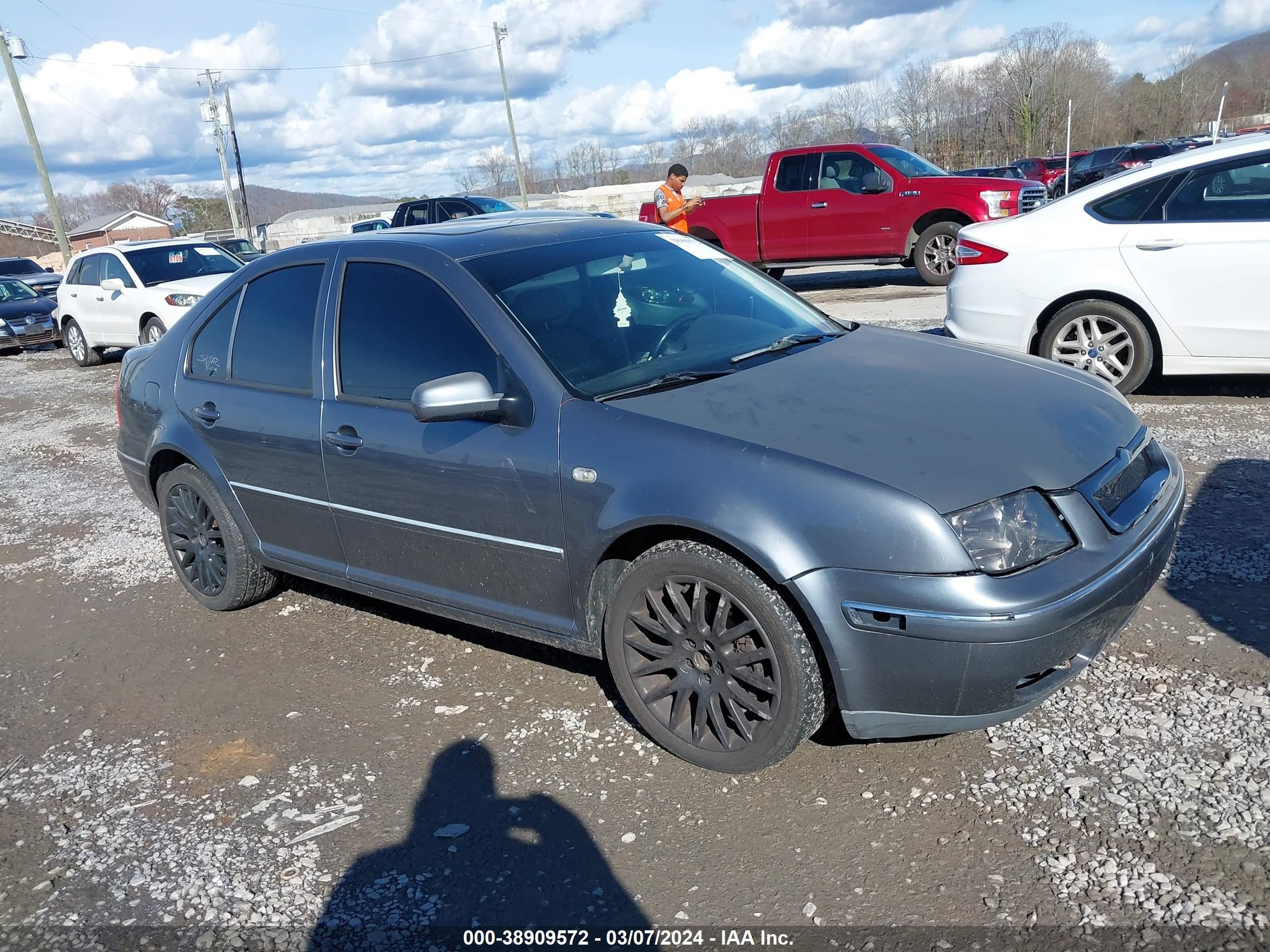 Photo 0 VIN: 3VWVH69M74M010533 - VOLKSWAGEN JETTA 