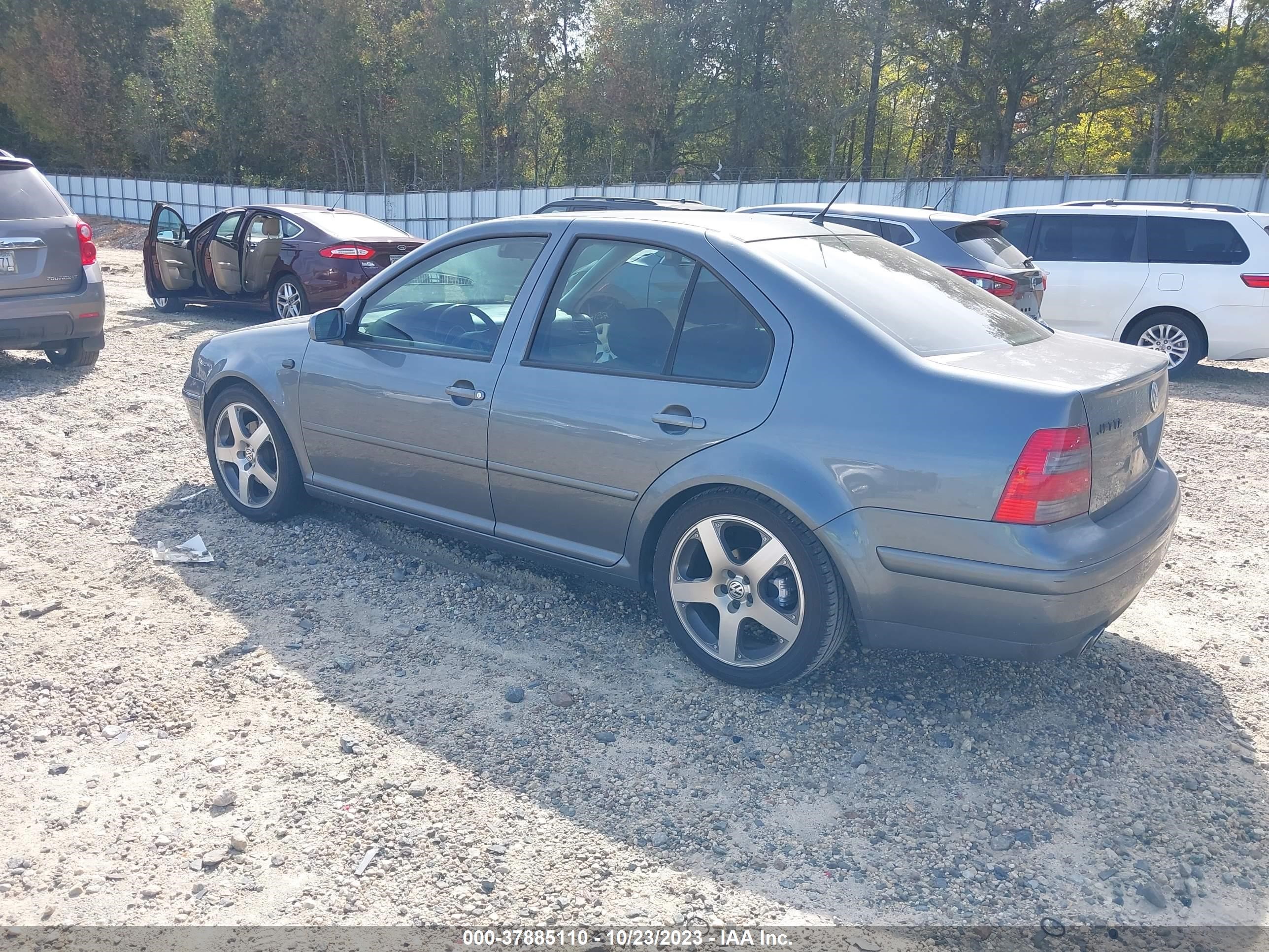 Photo 2 VIN: 3VWVH69M93M186188 - VOLKSWAGEN JETTA 