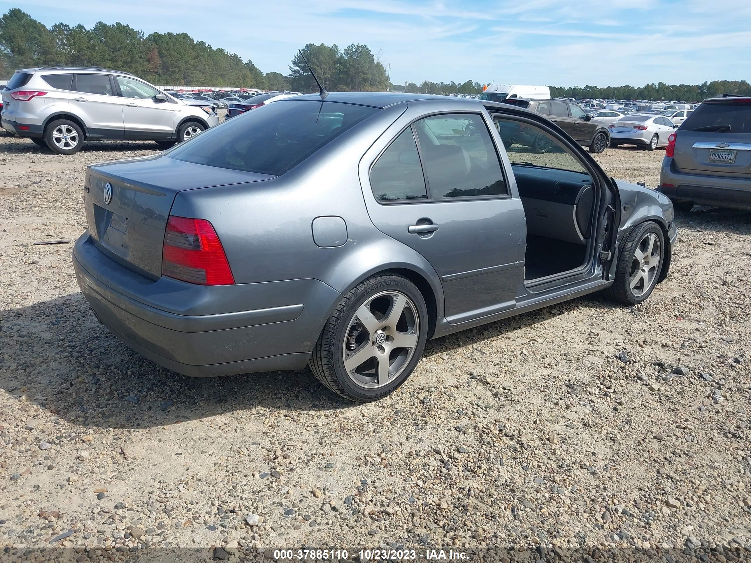 Photo 3 VIN: 3VWVH69M93M186188 - VOLKSWAGEN JETTA 