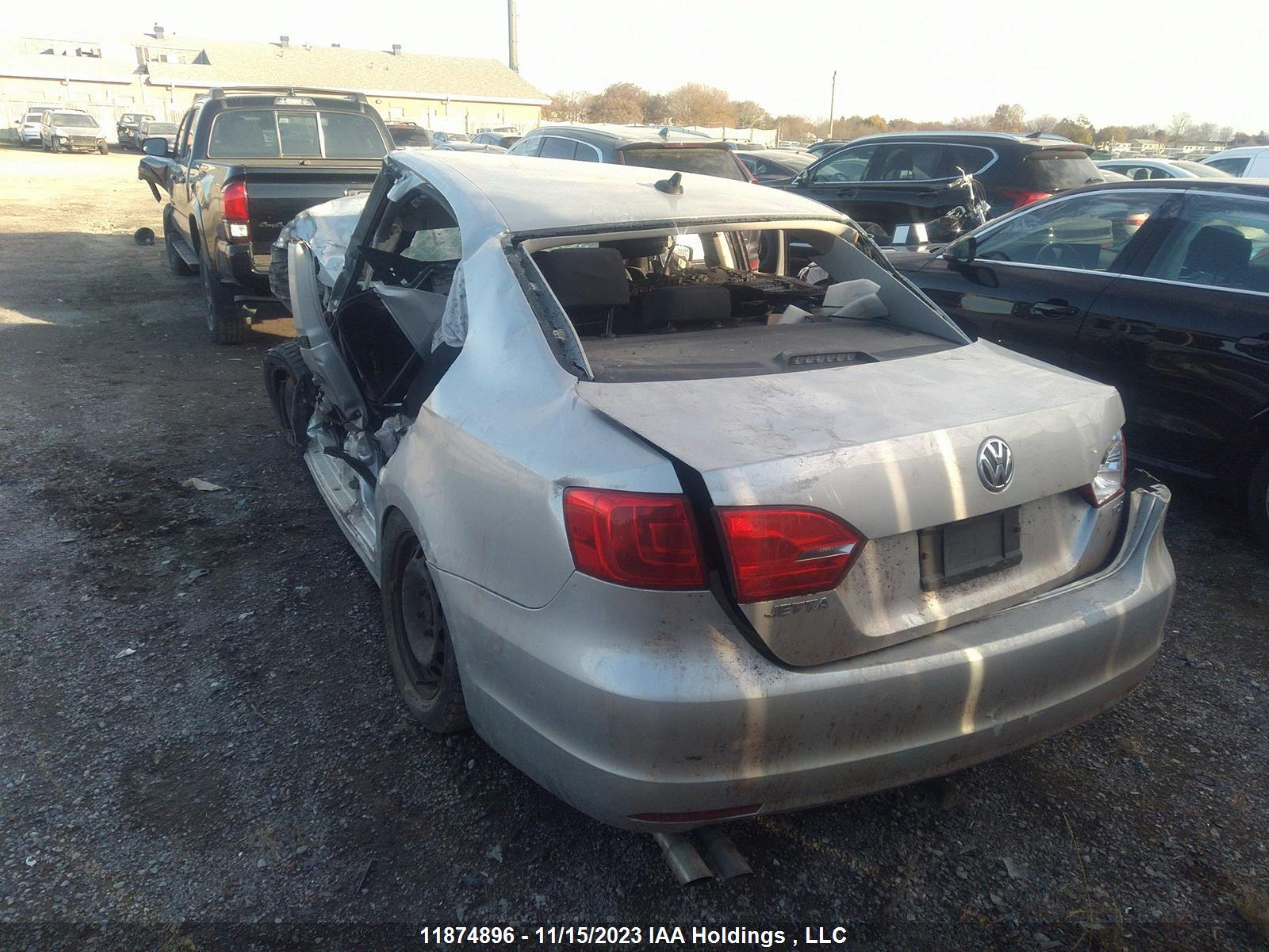 Photo 2 VIN: 3VWWL7AJ6BM029744 - VOLKSWAGEN JETTA 