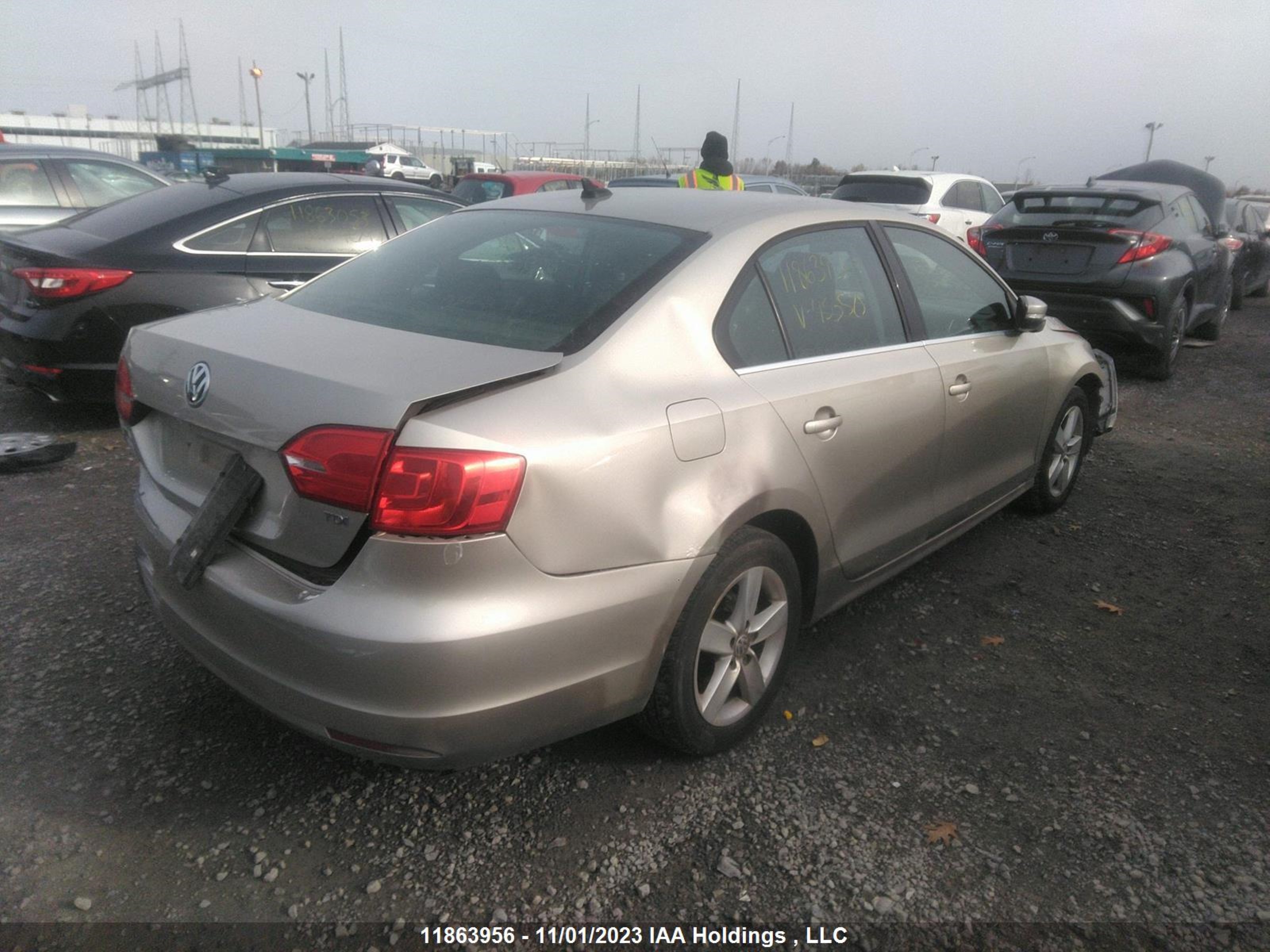 Photo 3 VIN: 3VWWL7AJ8CM453525 - VOLKSWAGEN JETTA 