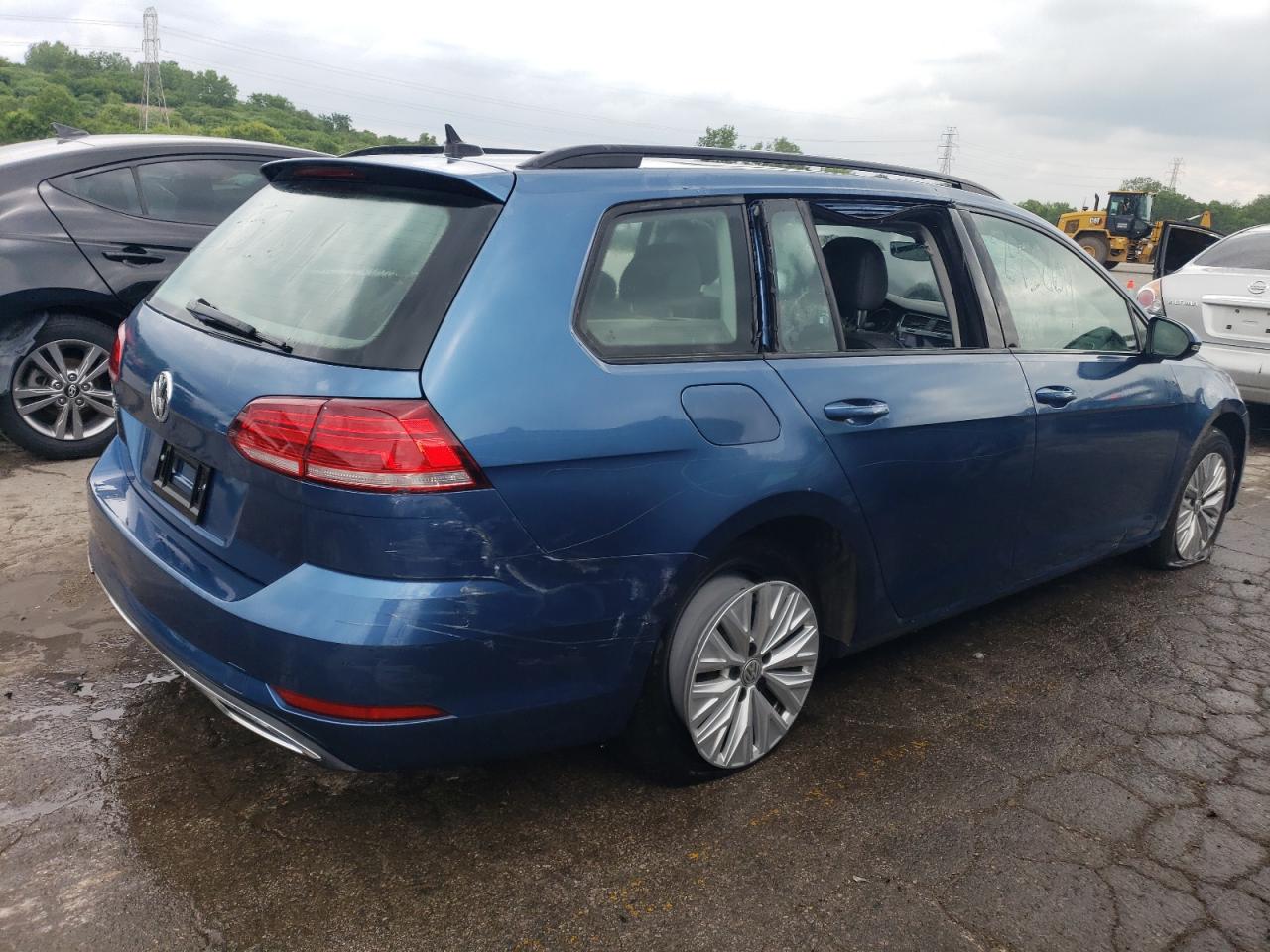 Photo 2 VIN: 3VWY57AU2KM501645 - VOLKSWAGEN GOLF 