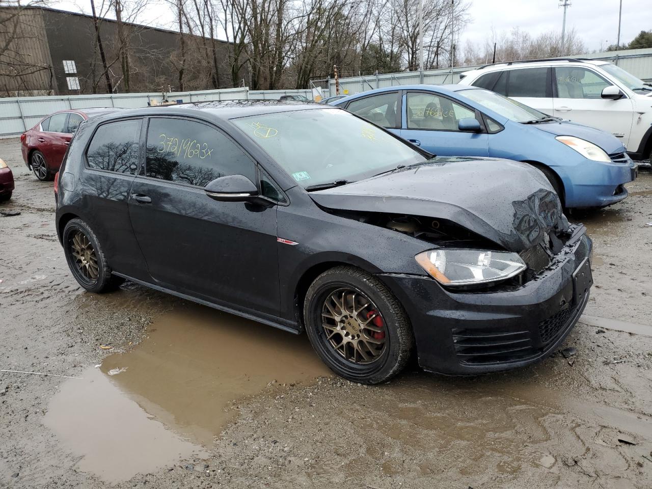 Photo 3 VIN: 3VWYT7AU2FM036151 - VOLKSWAGEN GTI 