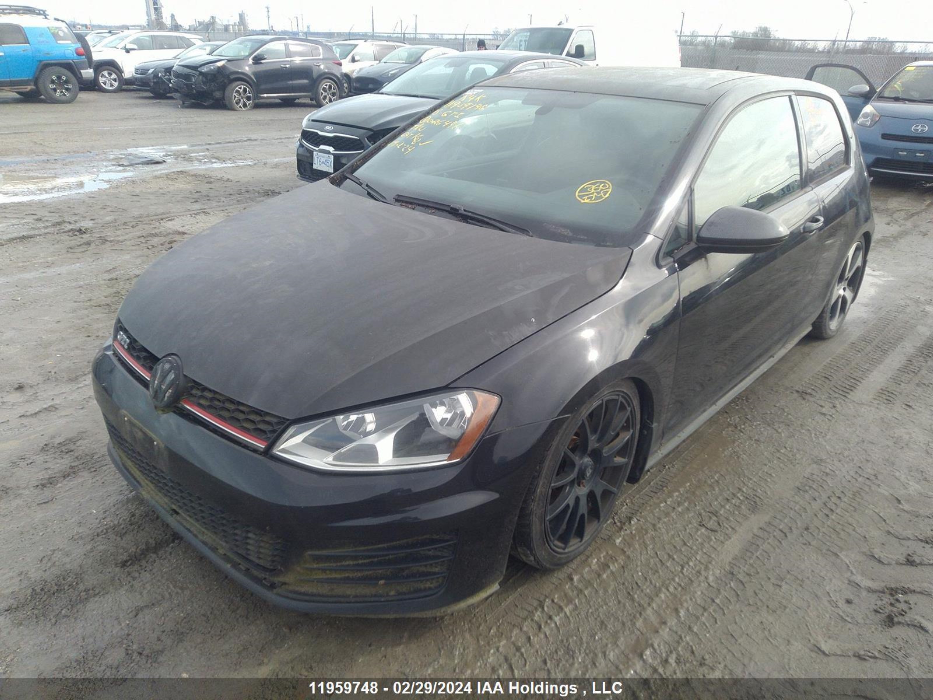 Photo 1 VIN: 3VWYT7AU4FM026446 - VOLKSWAGEN GTI 