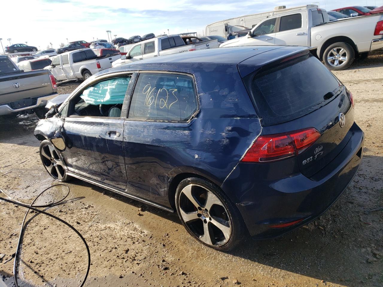 Photo 1 VIN: 3VWYT7AU6GM041483 - VOLKSWAGEN GTI 